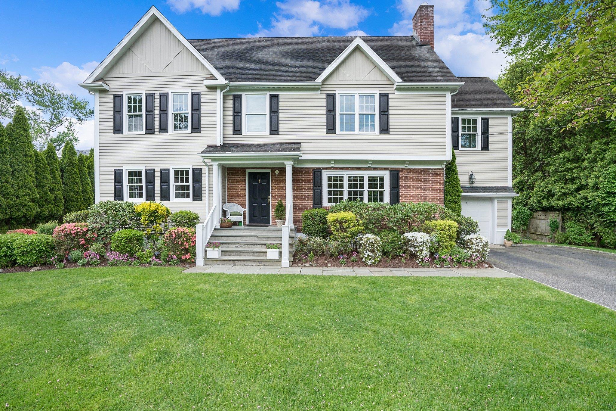 White Birch Dr, Rye, NY 10580