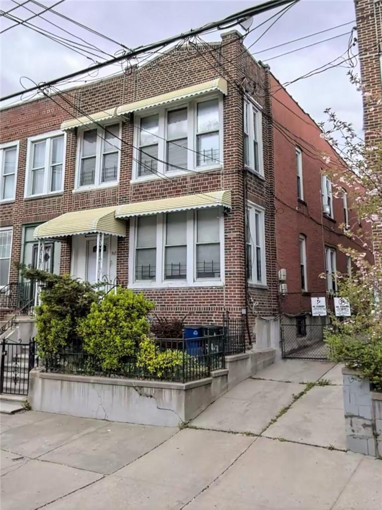 E 223rd St, Bronx, NY 10466