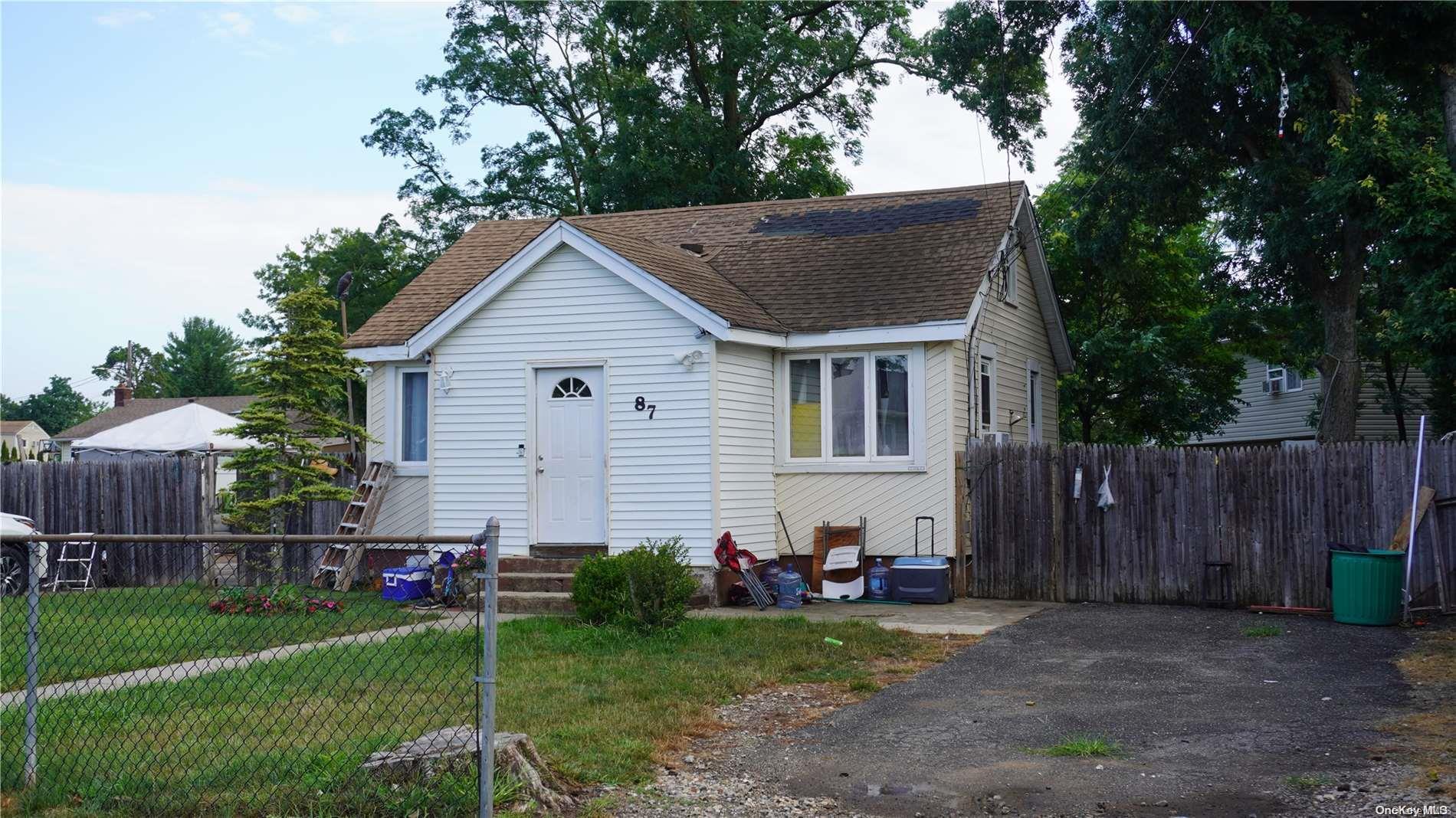 Levey Blvd, Wyandanch, NY 11798