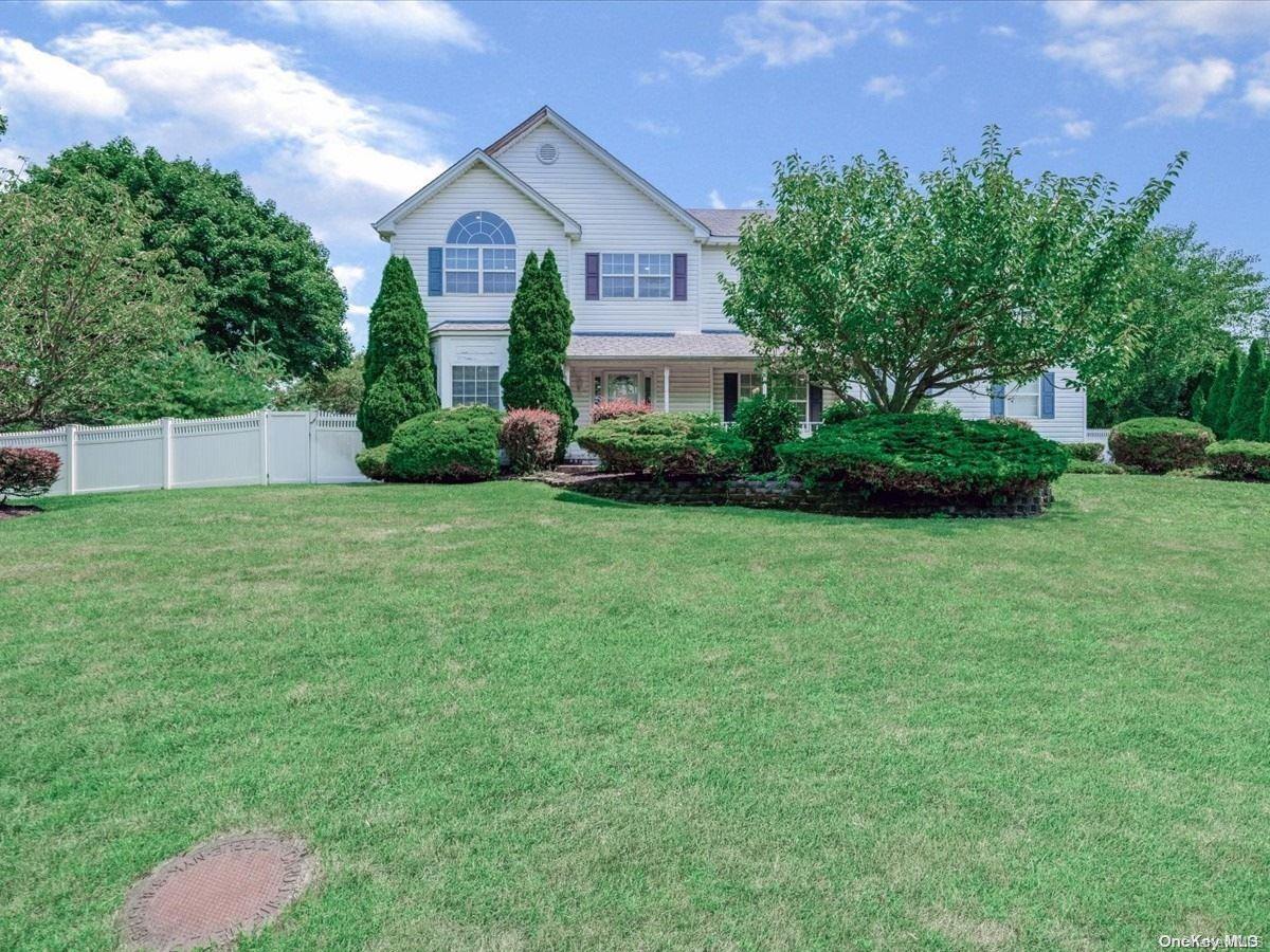 Merritts Path, Rocky Point, NY 11778