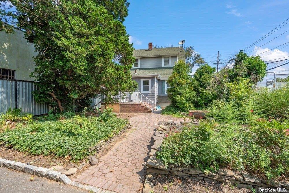Merrick Rd, Lynbrook, NY 11563