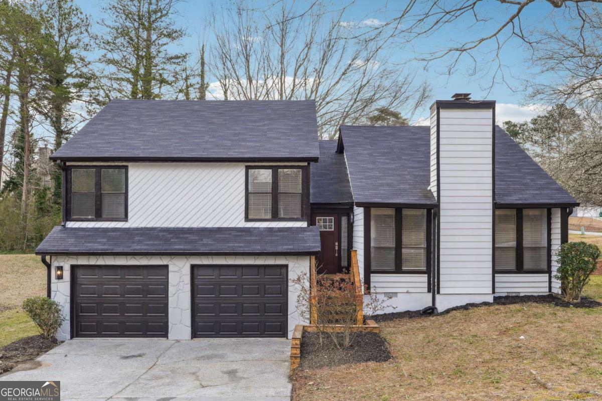 Chapman Ln, Stone Mountain, GA 30088