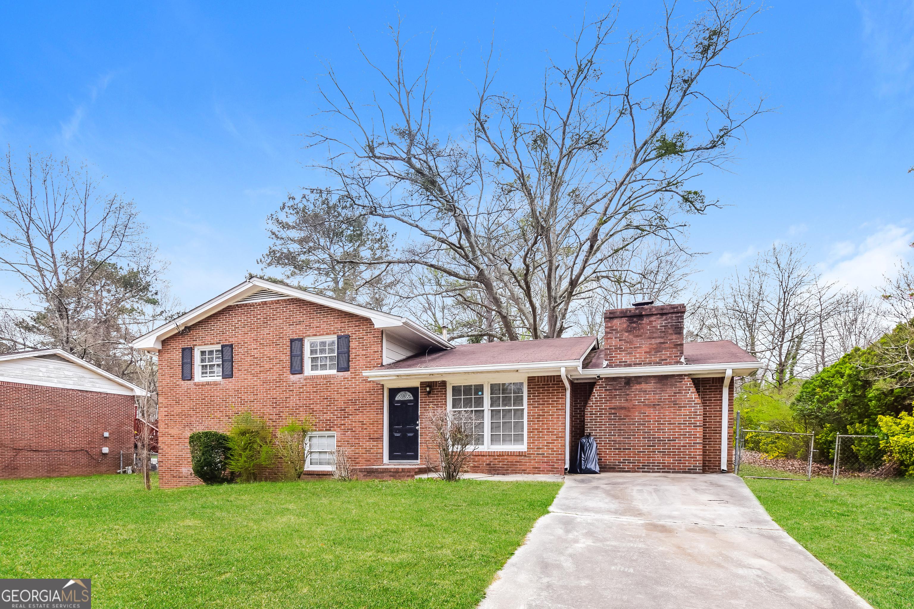 Maddox Rd, Morrow, GA 30260