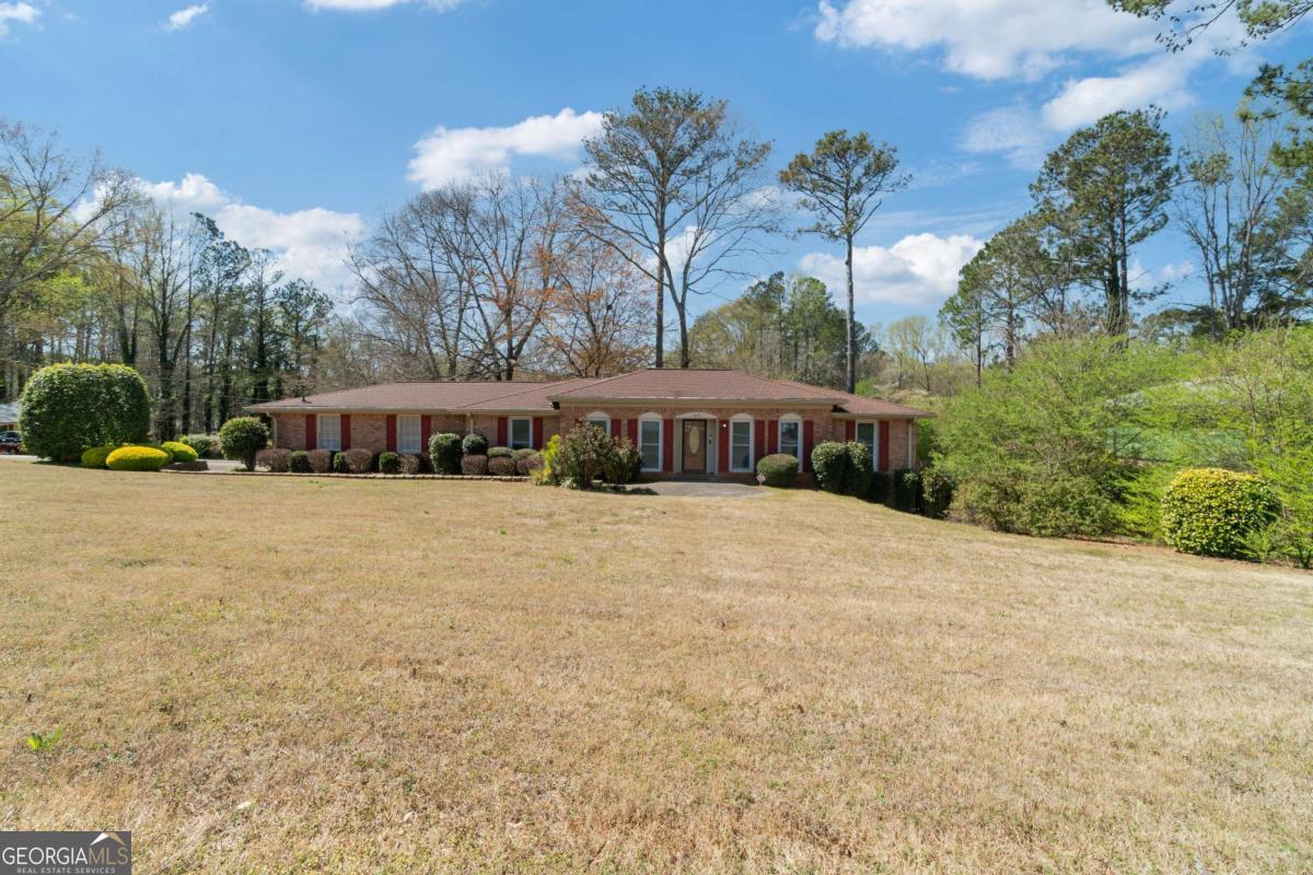 Duncan Dr, Powder Springs, GA 30127