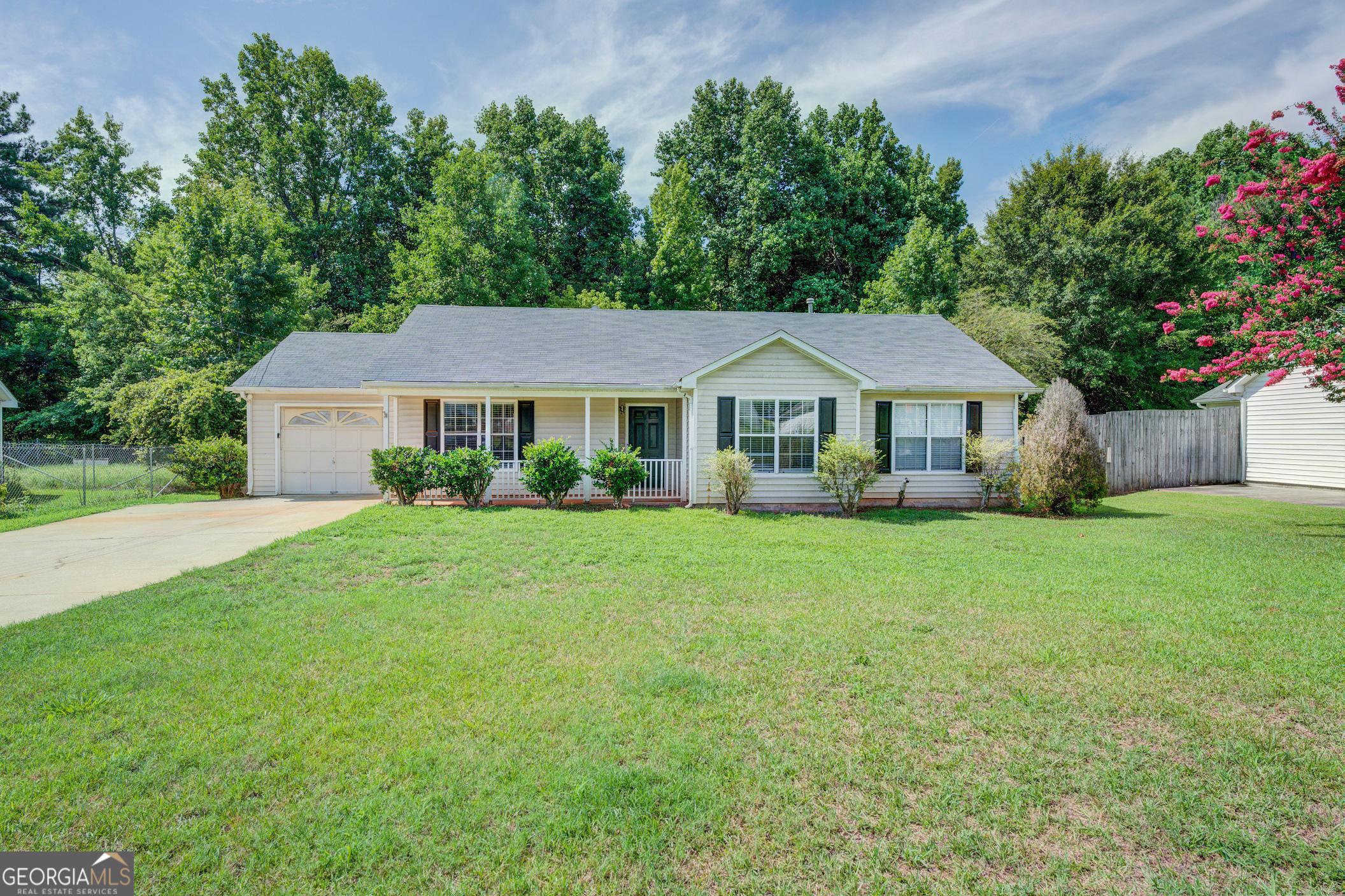 Amberly Rd, Rex, GA 30273