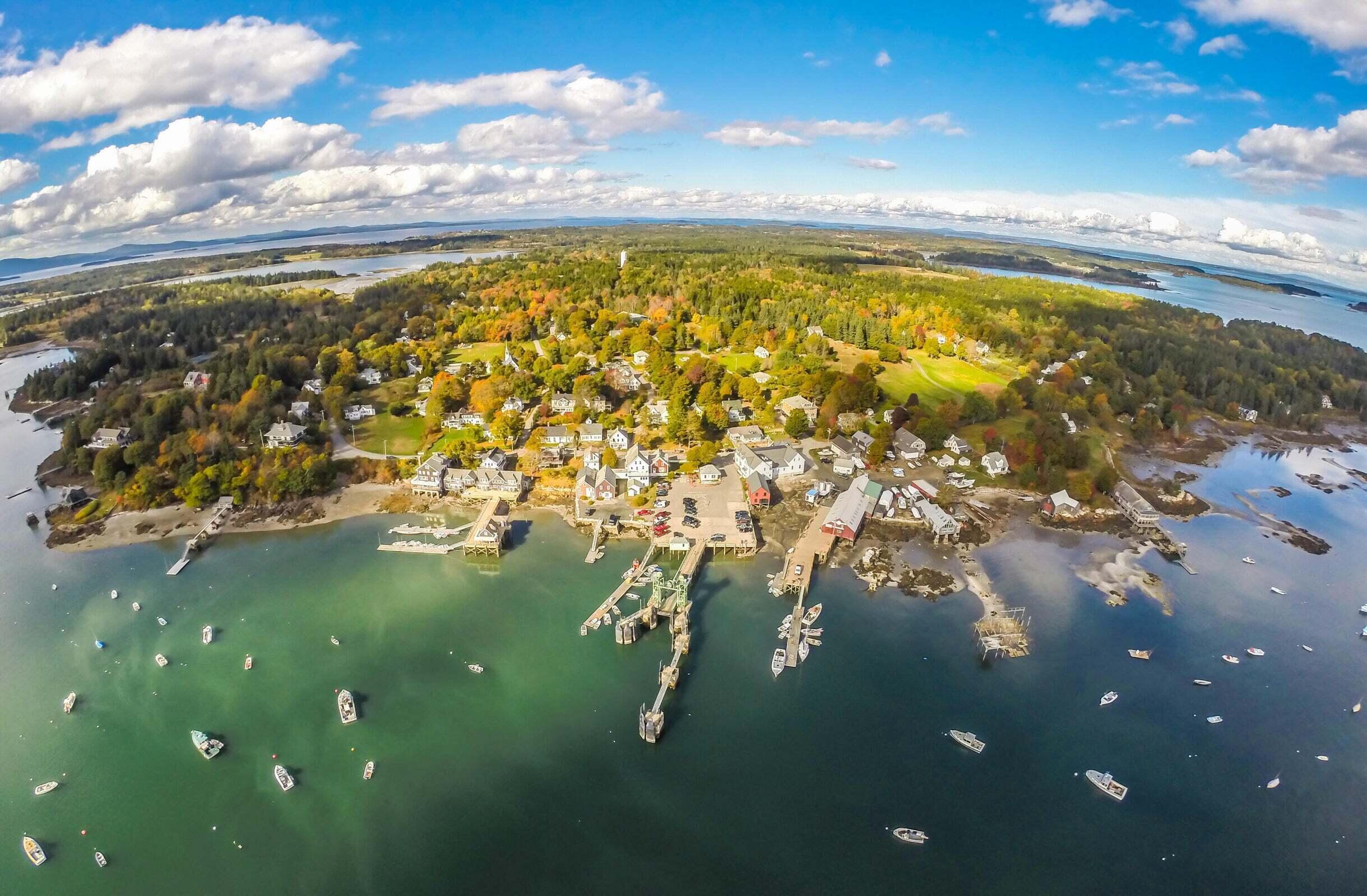 N Shore Rd, North Haven, ME 04853