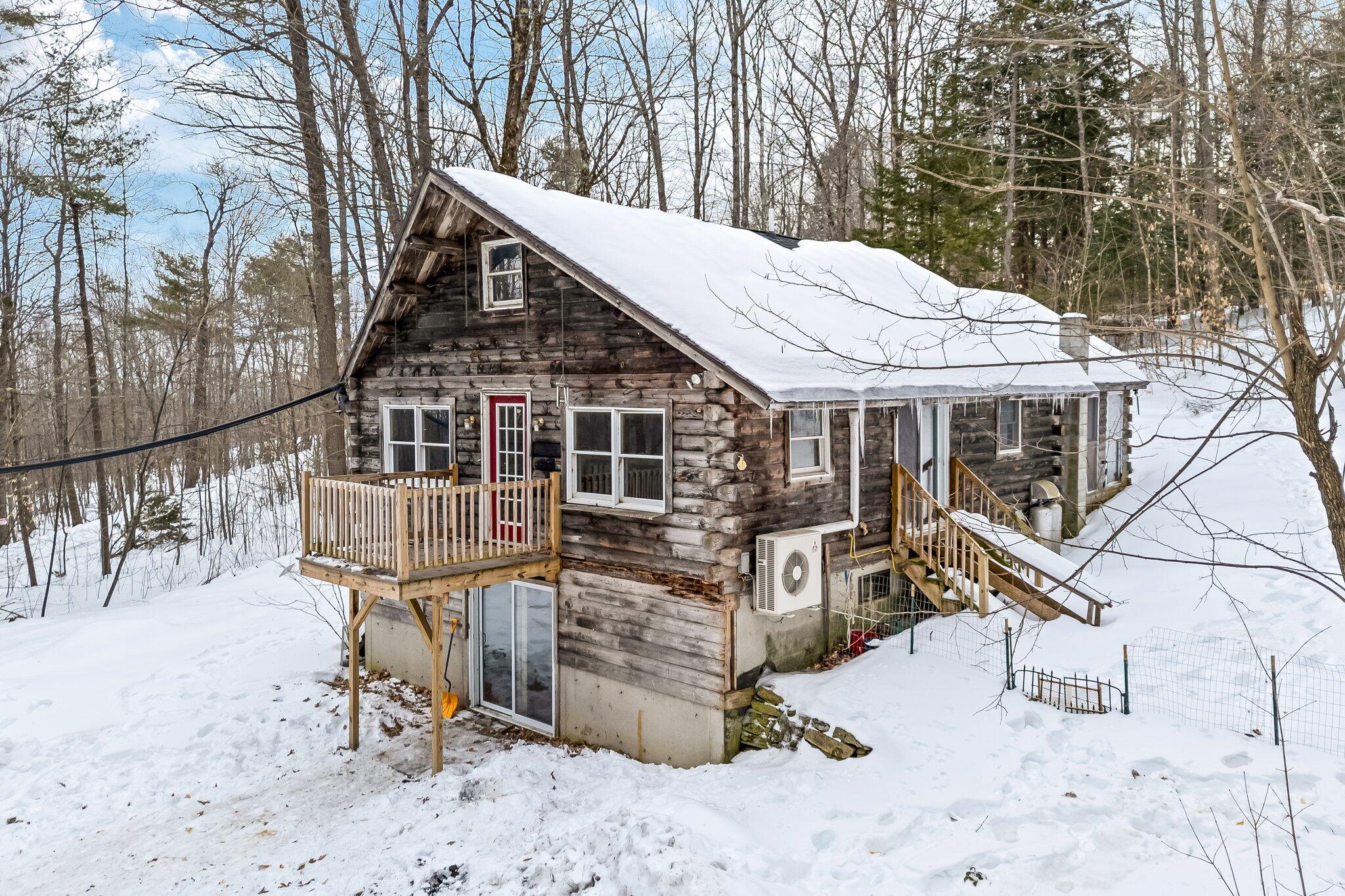 Andies Dr, Fayette, ME 04349