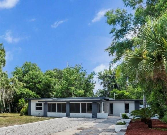 E Wilt Ave, Eustis, FL 32726