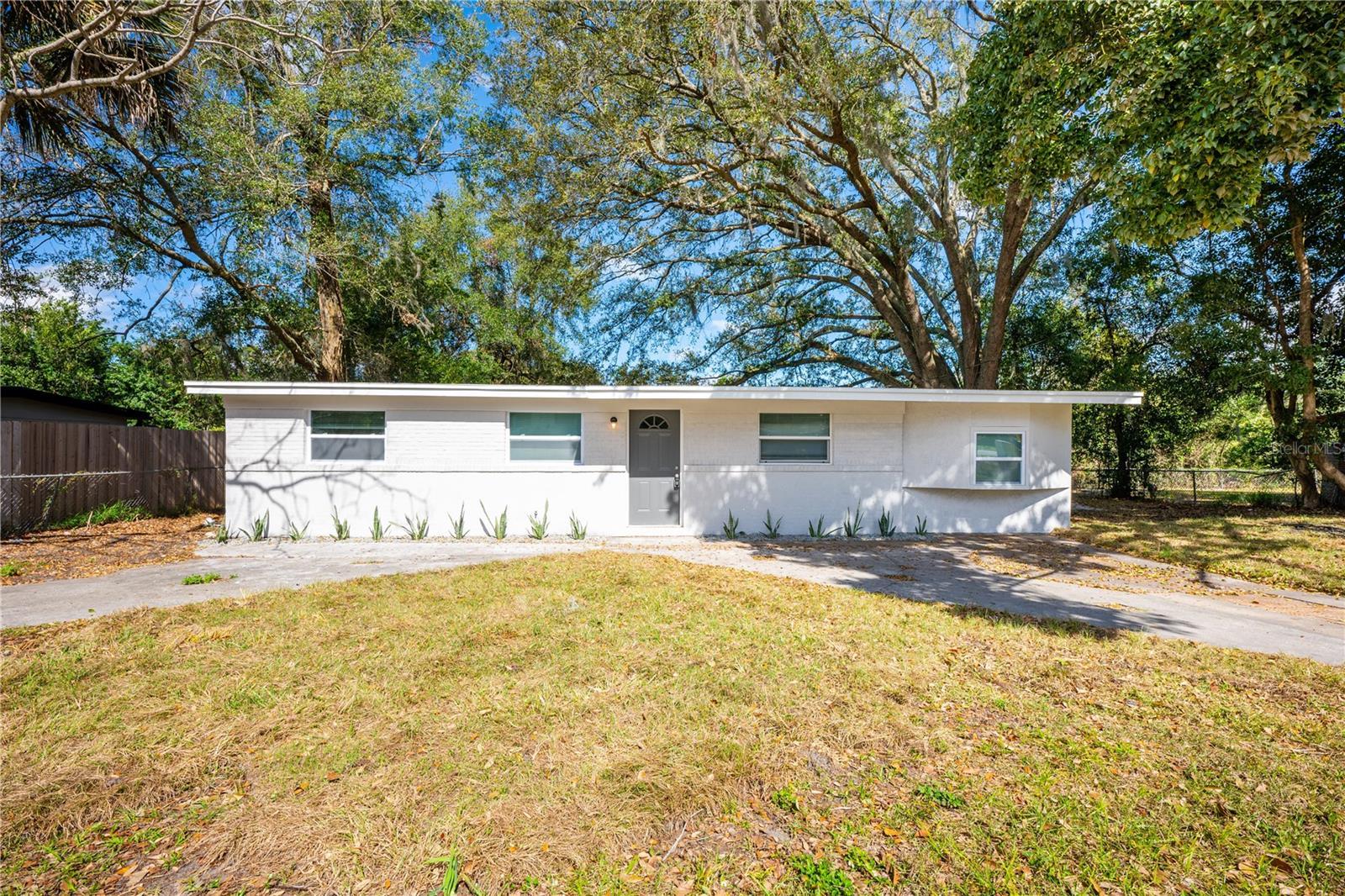 Ford Ave, Altamonte Springs, FL 32701