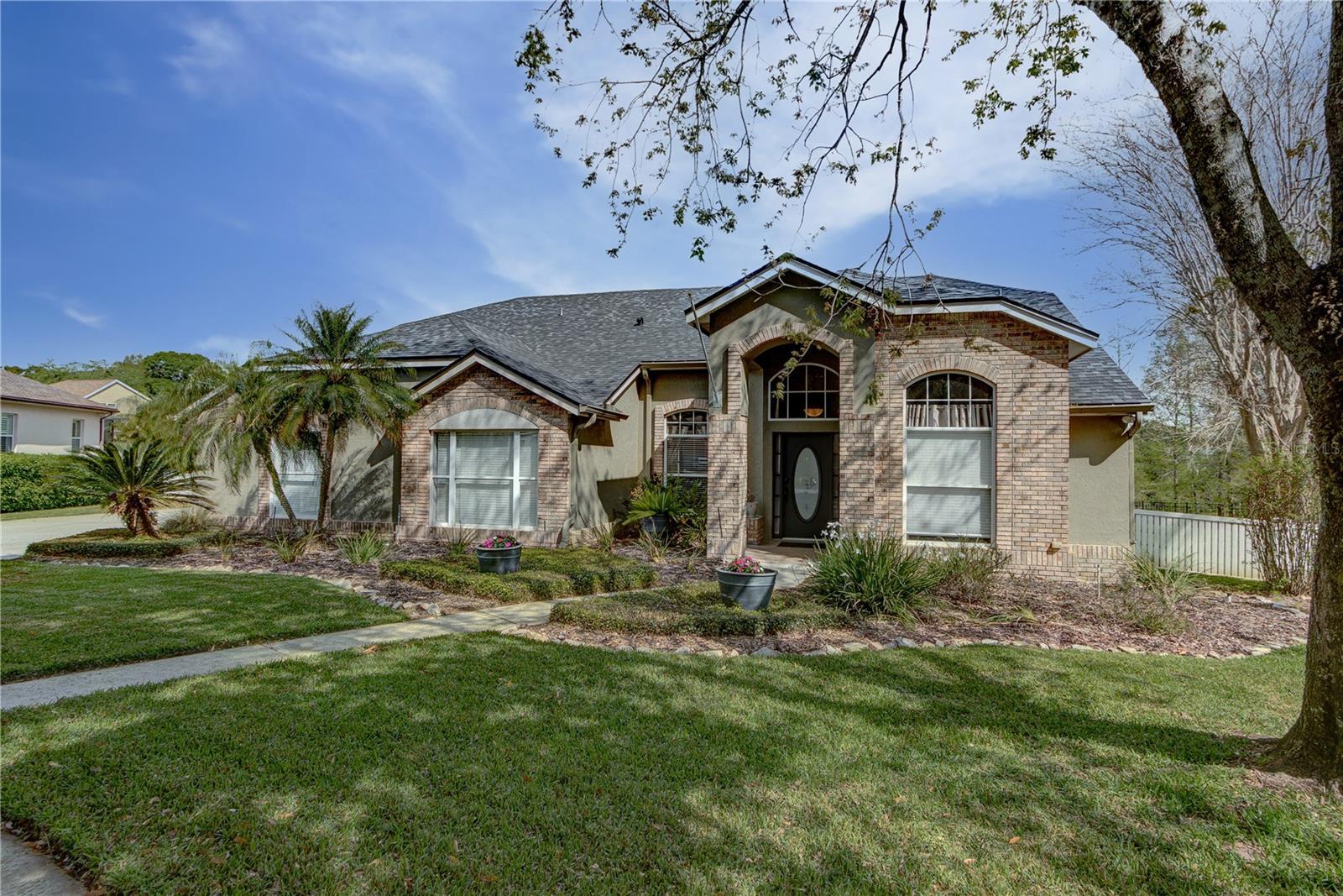 Kensington Gardens Ct, Oviedo, FL 32765
