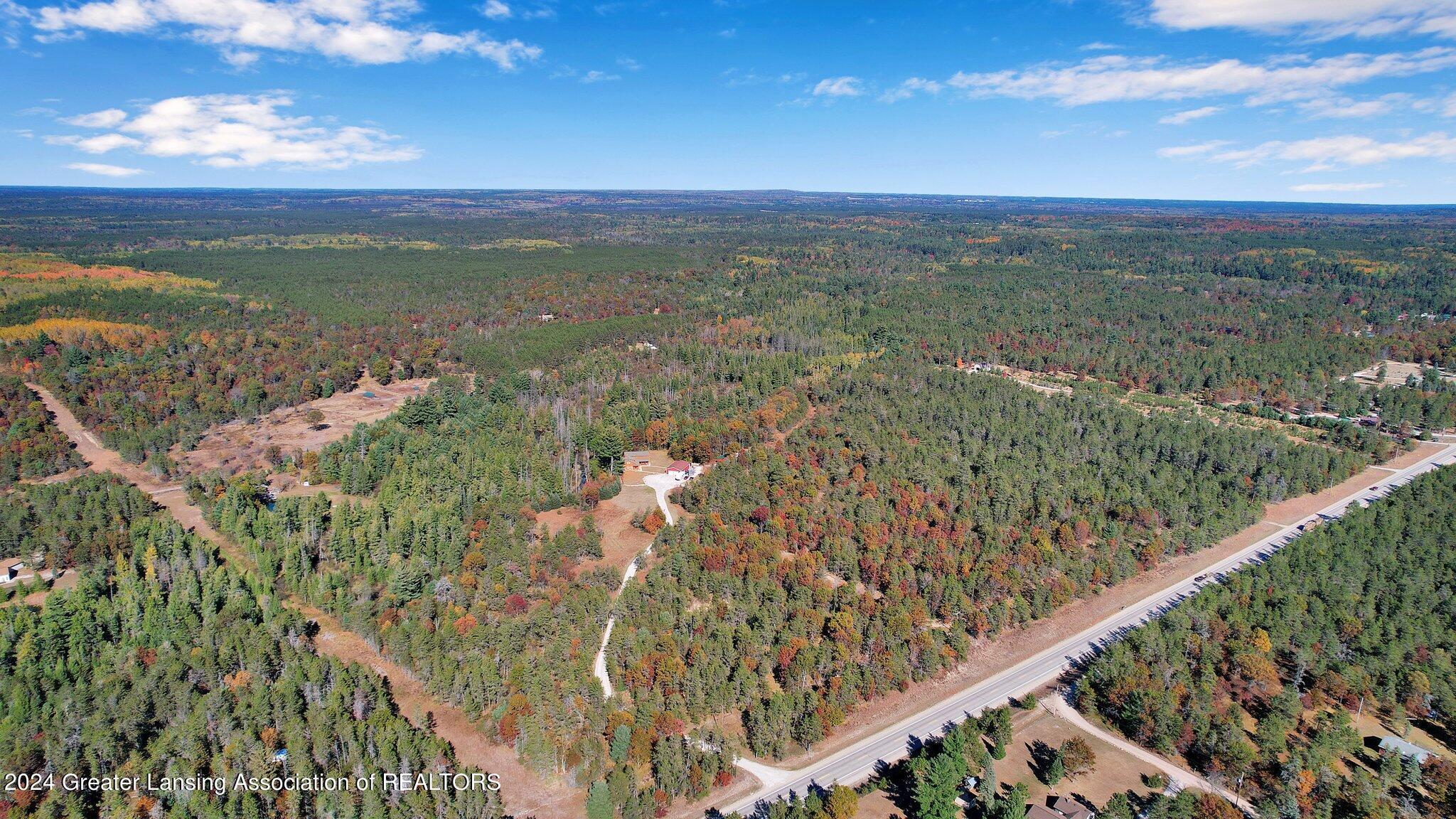 W Park Rd, Luzerne, MI 48636
