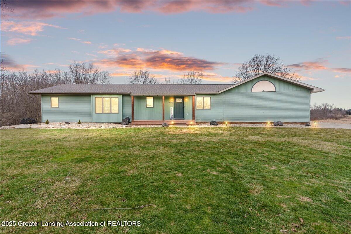 Beaumaris Cir, Holt, MI 48842