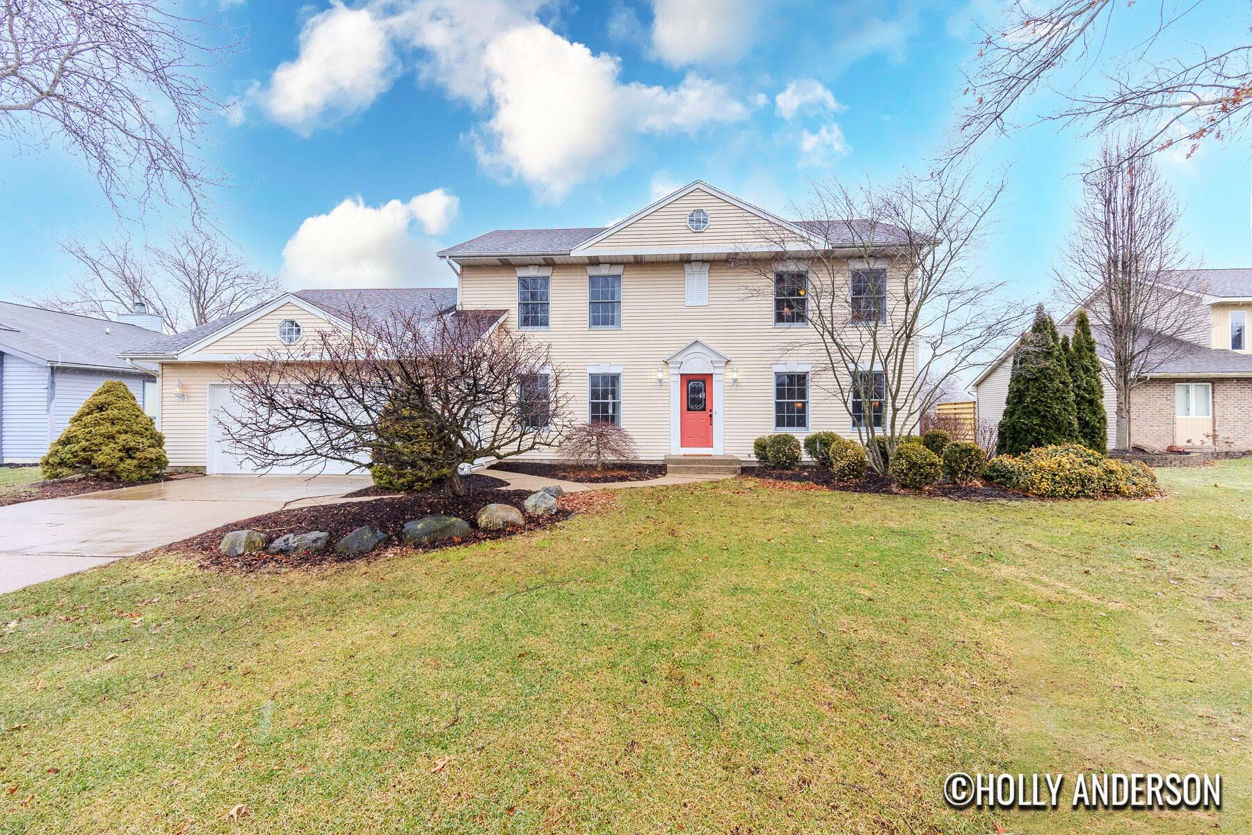 Cedar Lake Dr, Jenison, MI 49428