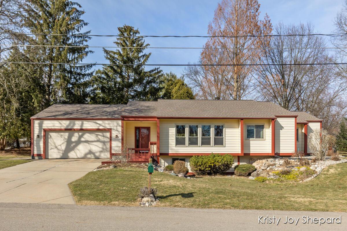 Downing St Se, Grand Rapids, MI 49546