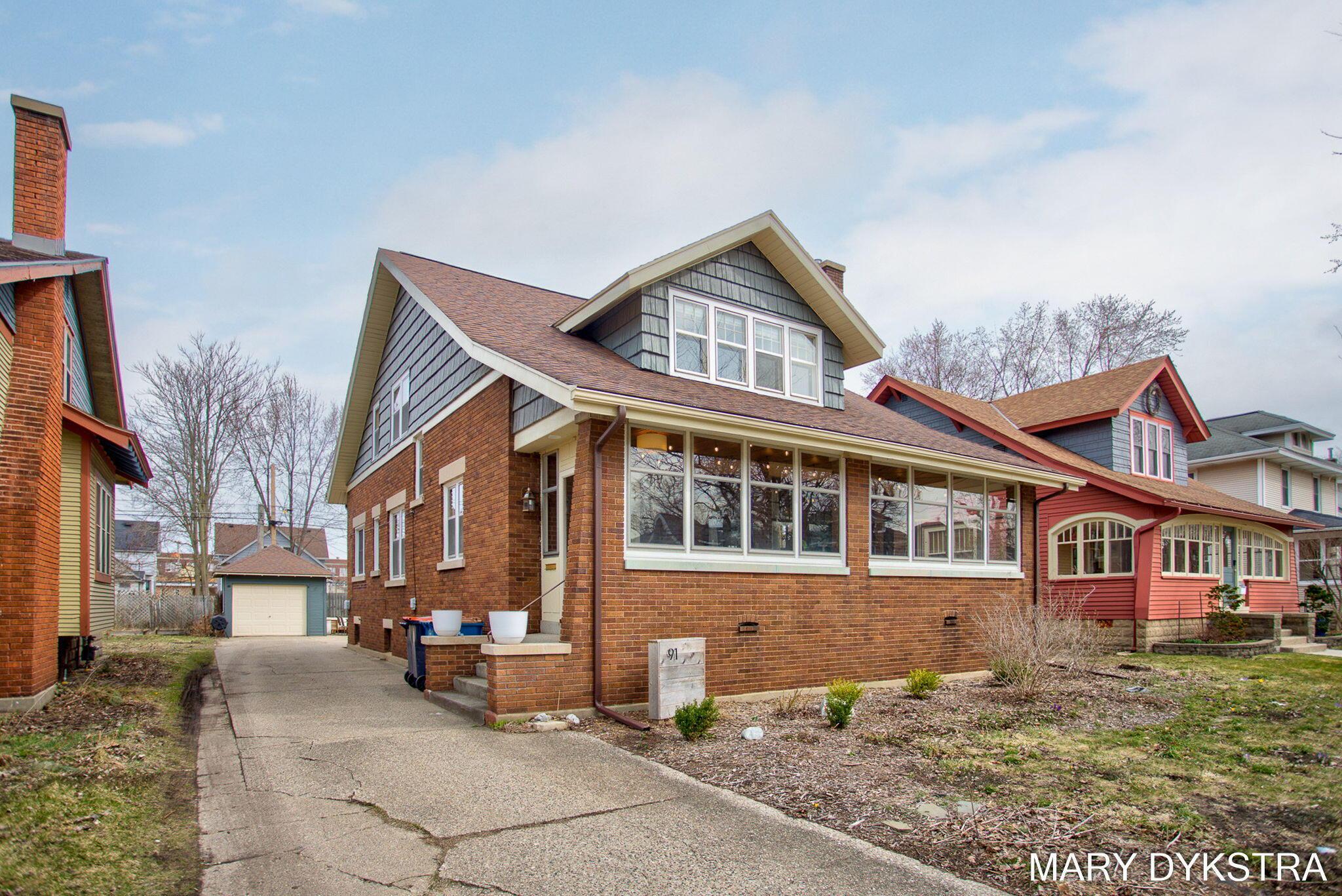 W 18th St, Holland, MI 49423