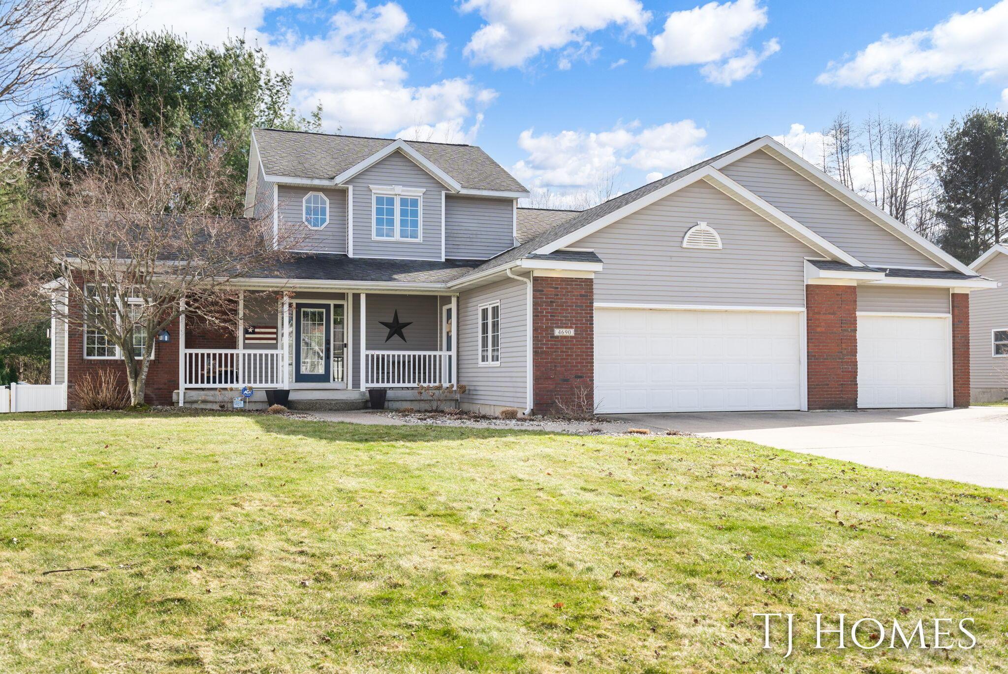 Pine Oak Ct, Hudsonville, MI 49426