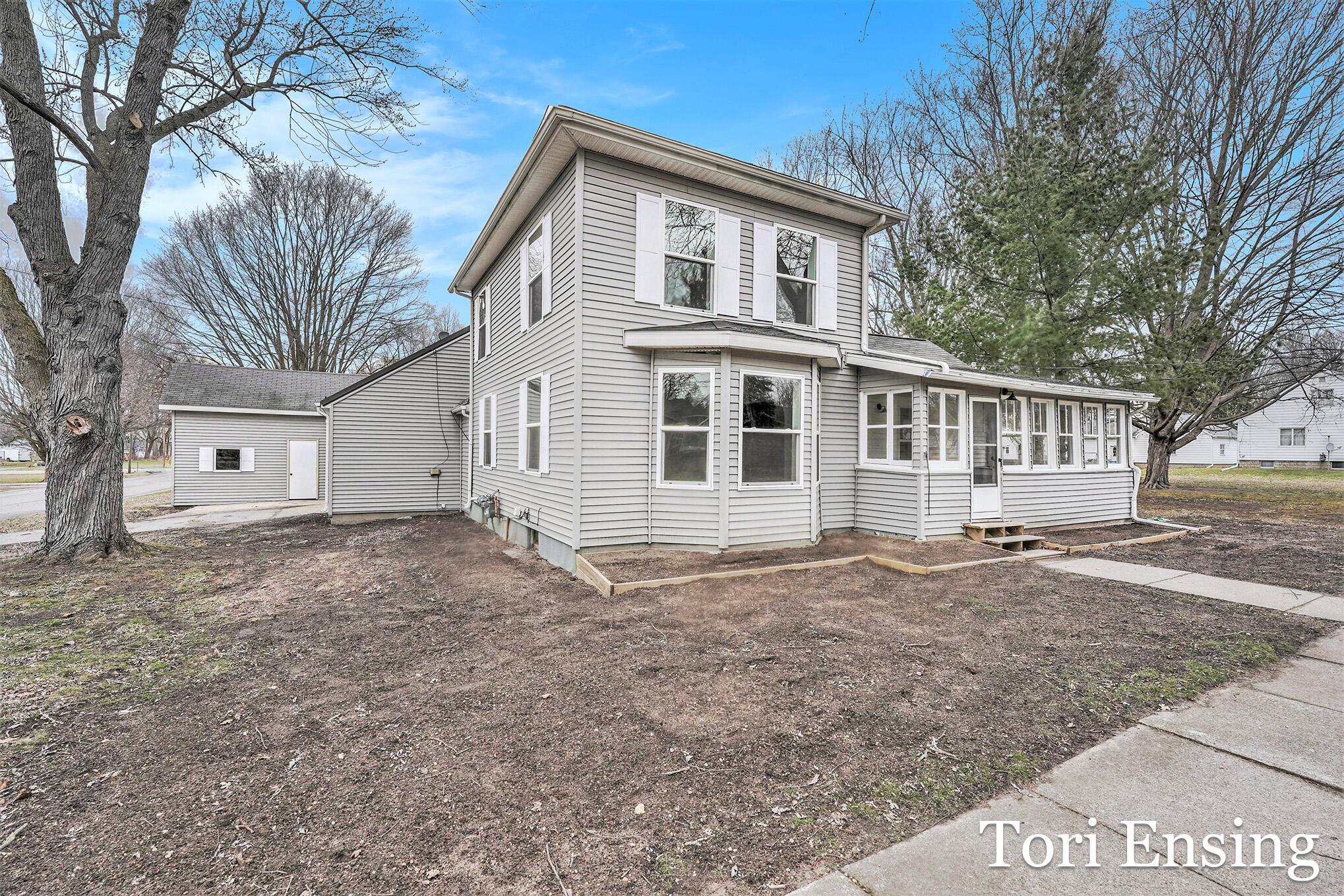 W Pine St, Carson City, MI 48811