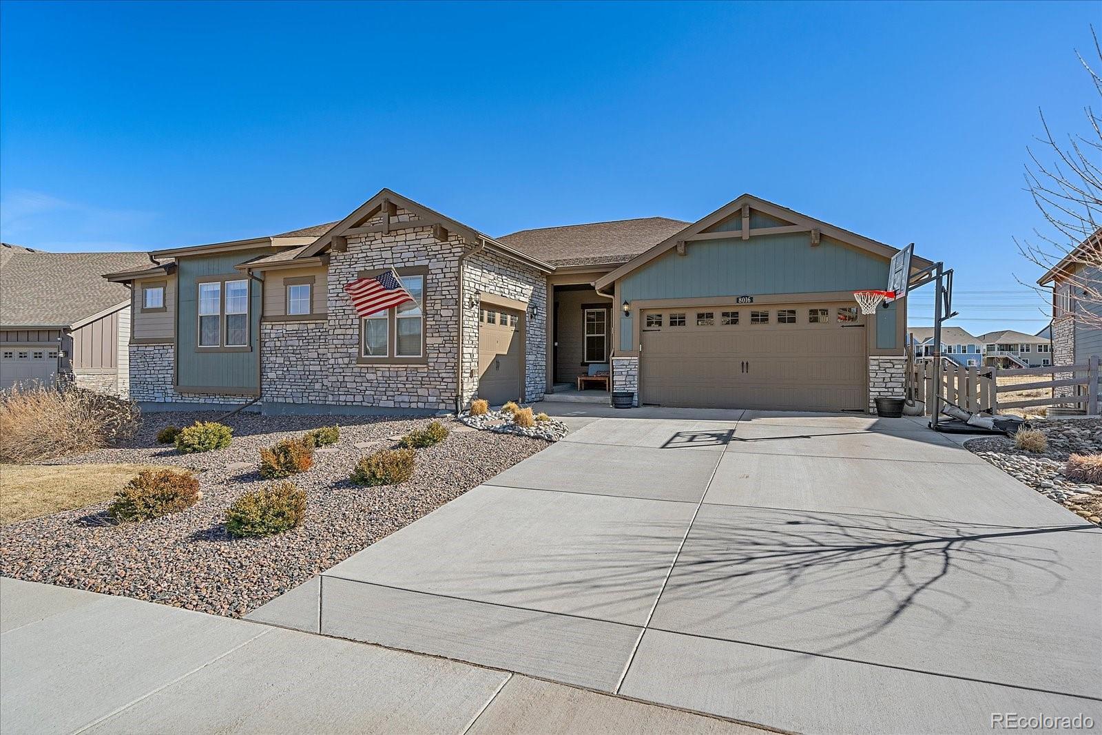 Gore Creek Ln, Littleton, CO 80125