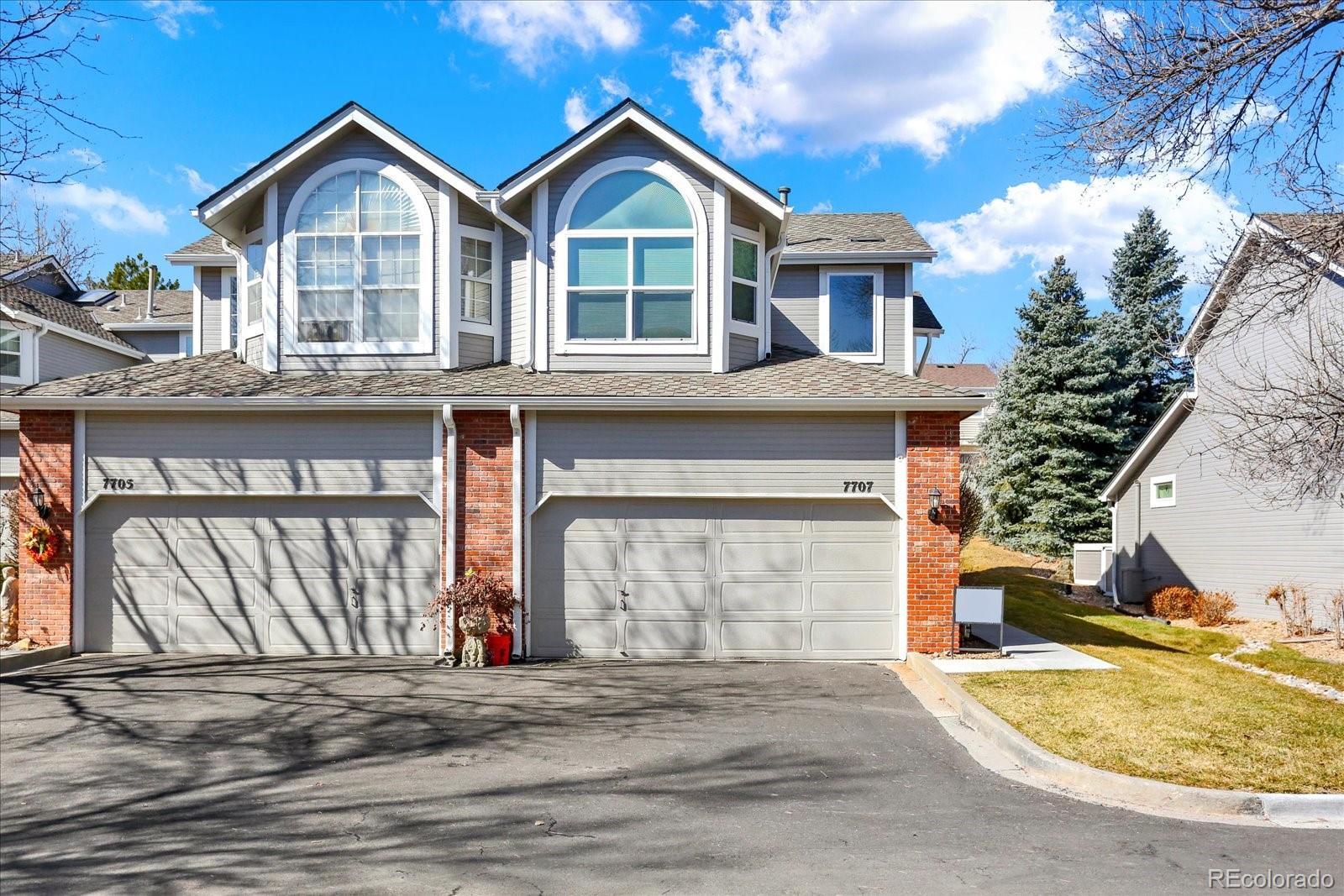 S Monaco Cir E, Centennial, CO 80112