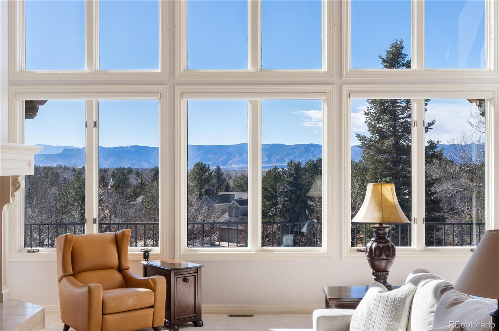 Falcon Hills Dr, Highlands Ranch, CO 80126