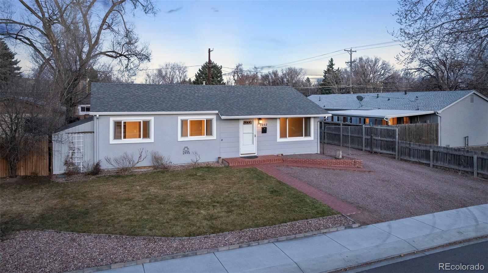 Jon St, Colorado Springs, CO 80907