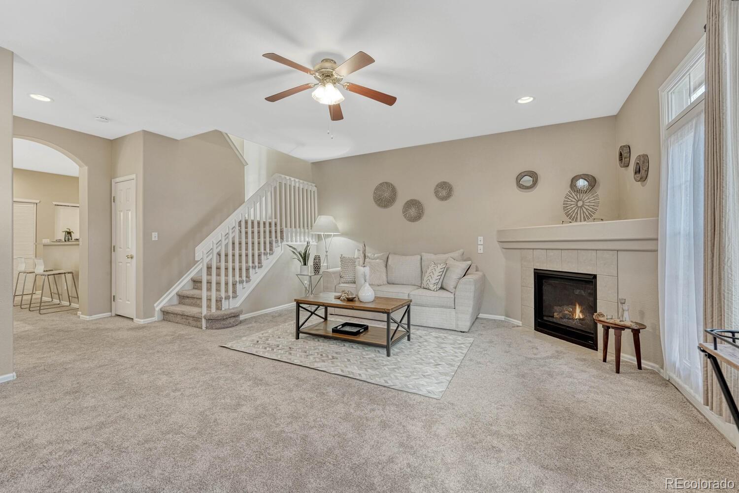 Carlyle Park Cir, Highlands Ranch, CO 80129