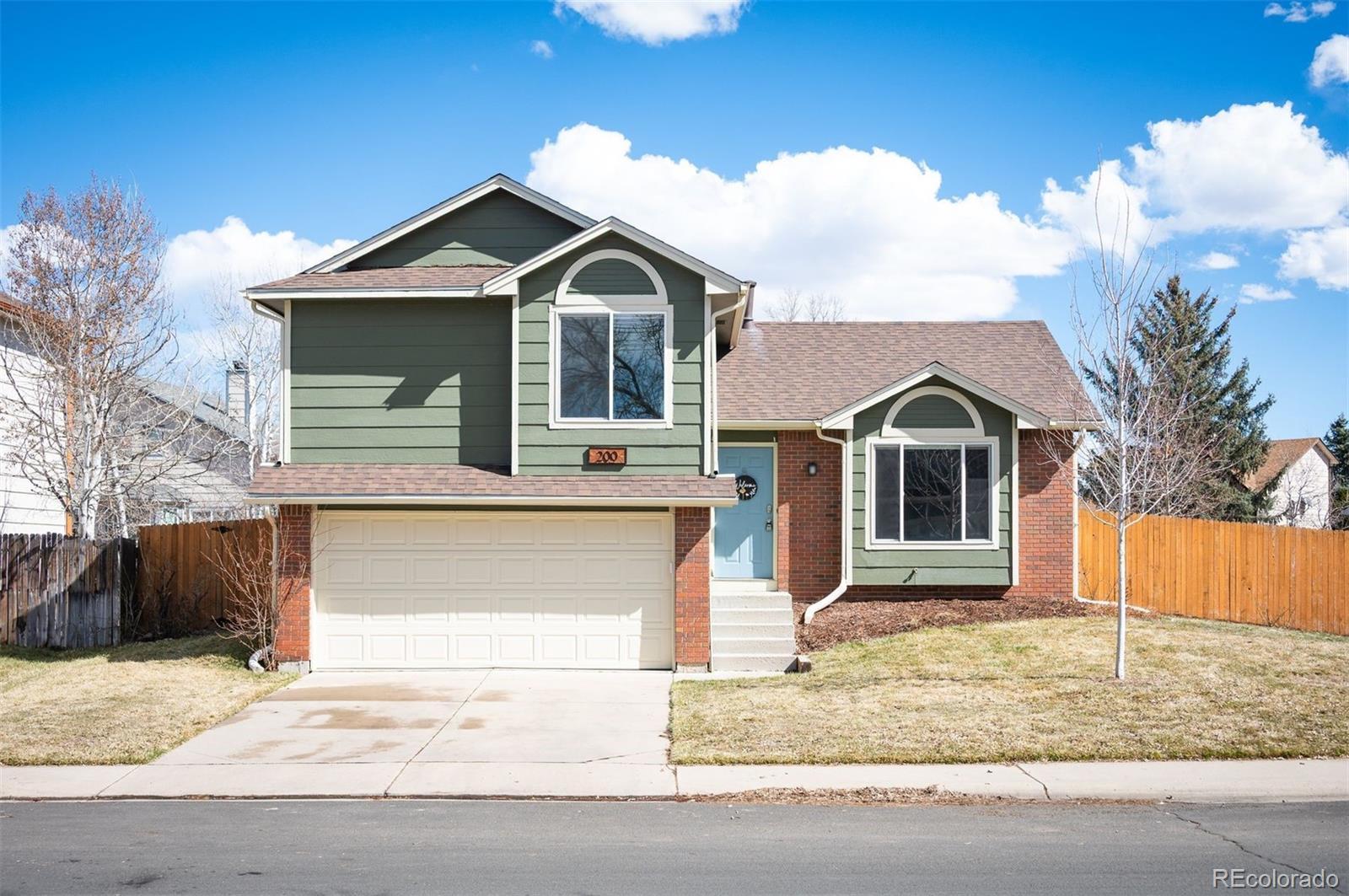 N Holcomb St, Castle Rock, CO 80104