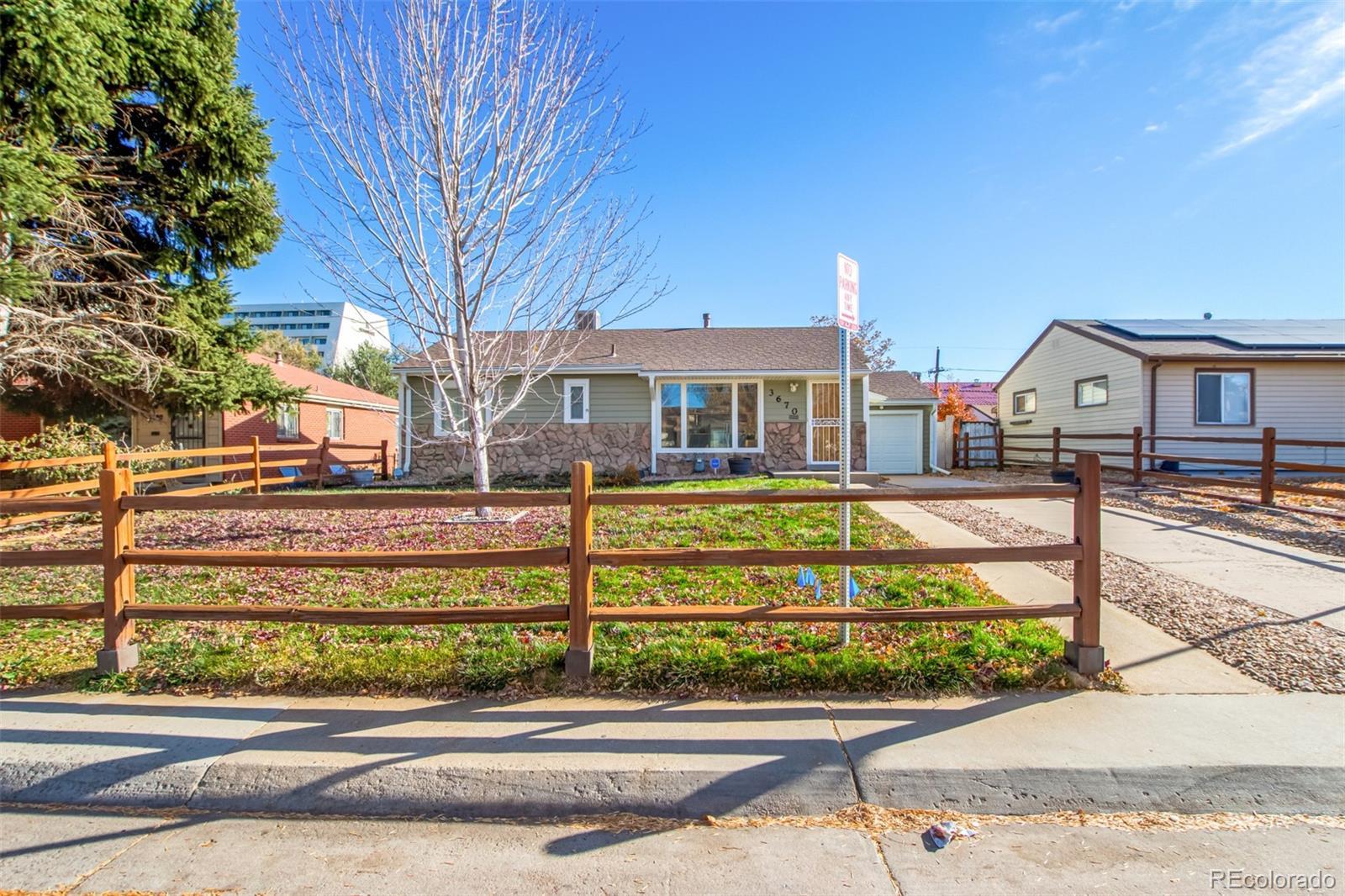 Pontiac St, Denver, CO 80207