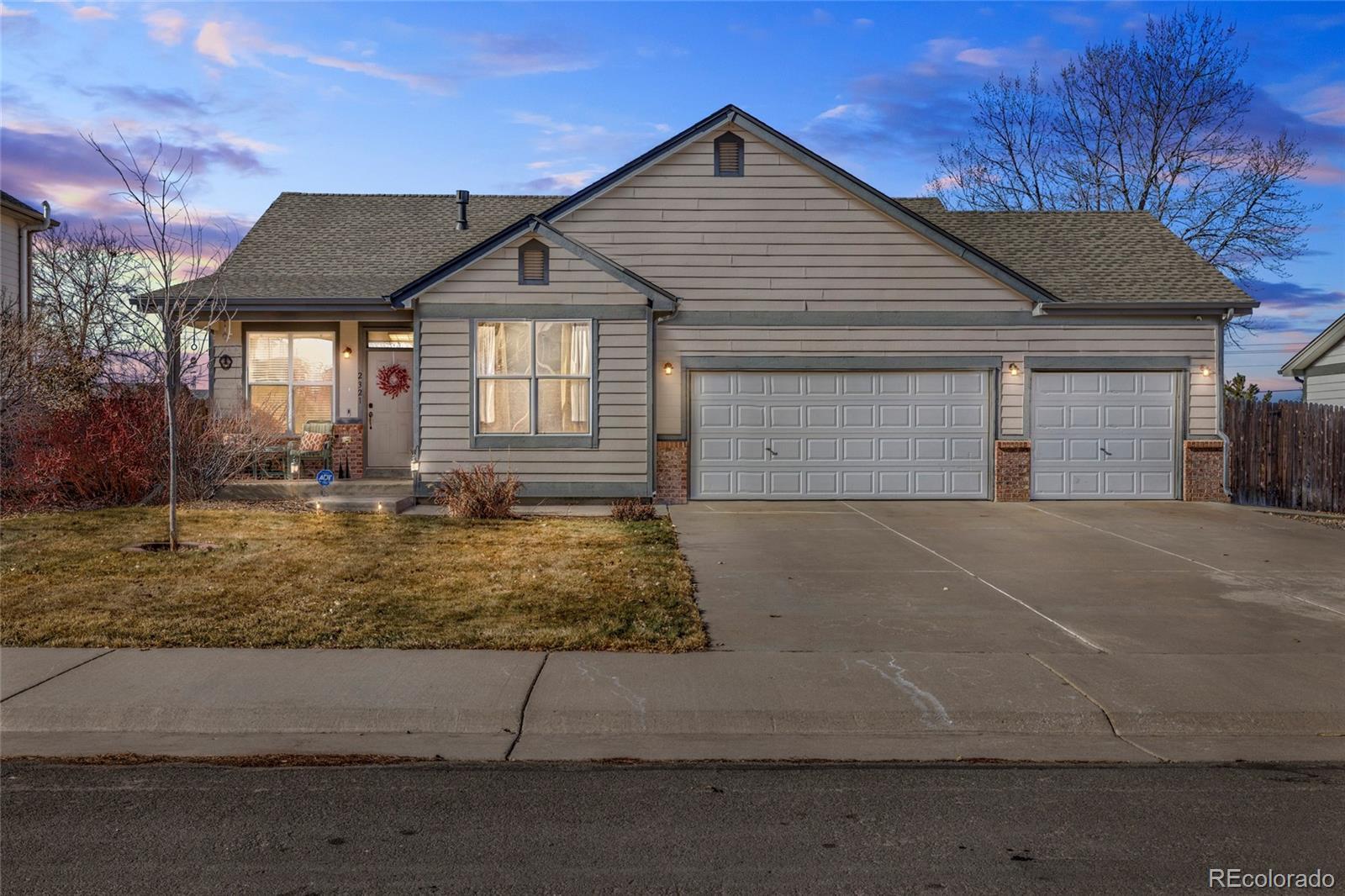 Ance St, Strasburg, CO 80136
