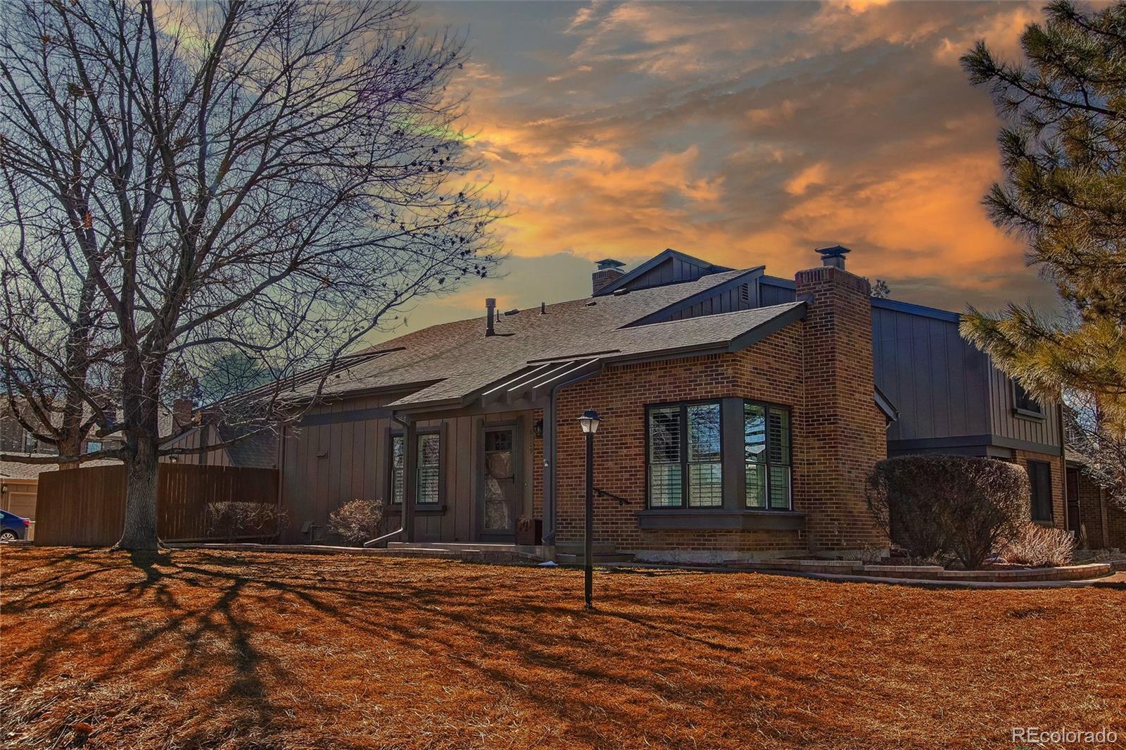 E Phillips Cir, Centennial, CO 80112