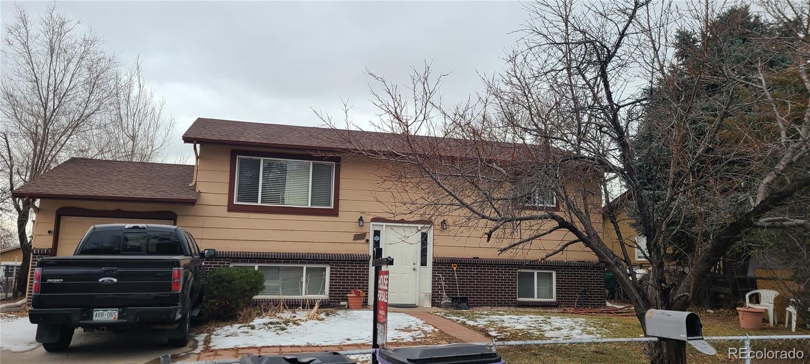 W Asbury Ave, Denver, CO 80223