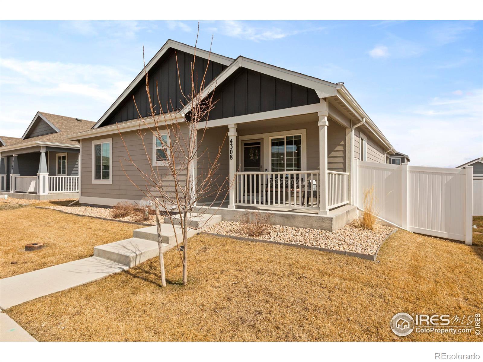 Yellowbells Dr, Evans, CO 80620