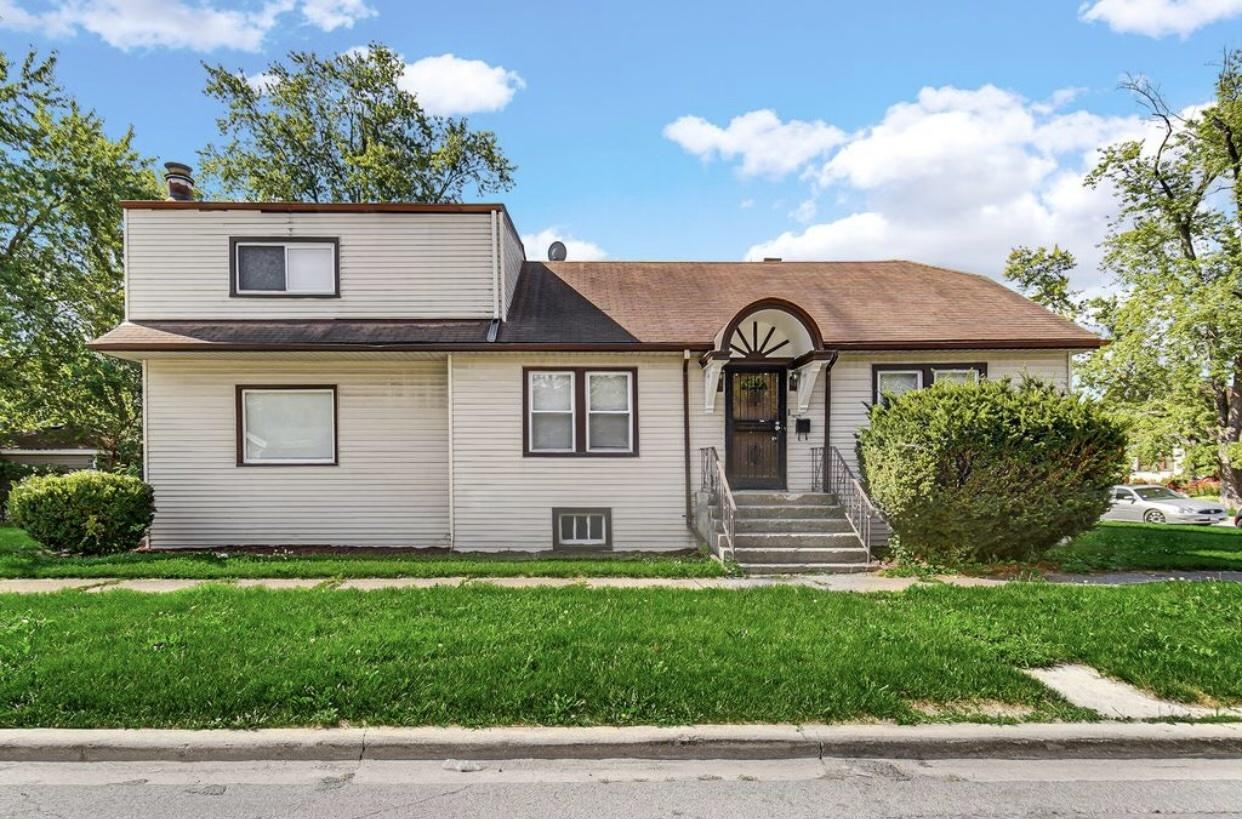 S Michigan Ave, Riverdale, IL 60827