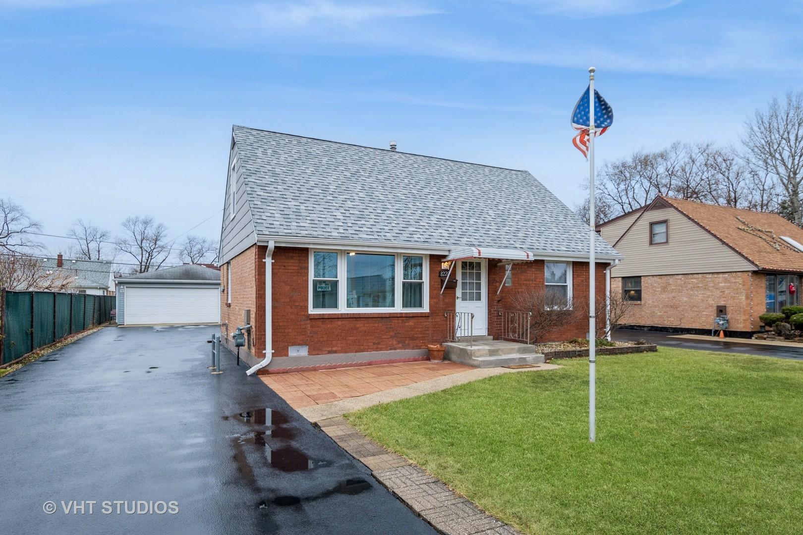 Melvina Ave, Burbank, IL 60459