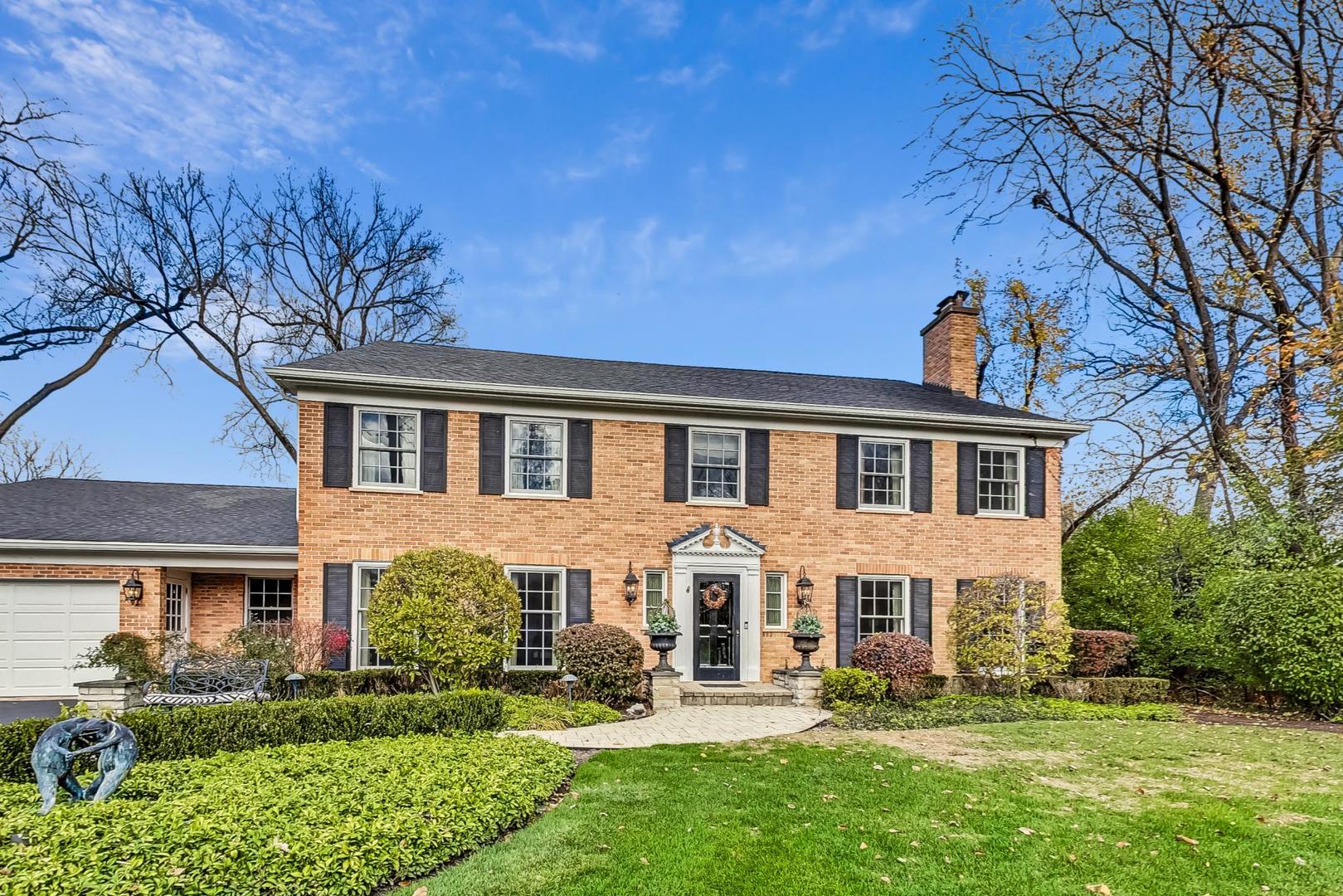 Thornwood Ln, Northfield, IL 60093