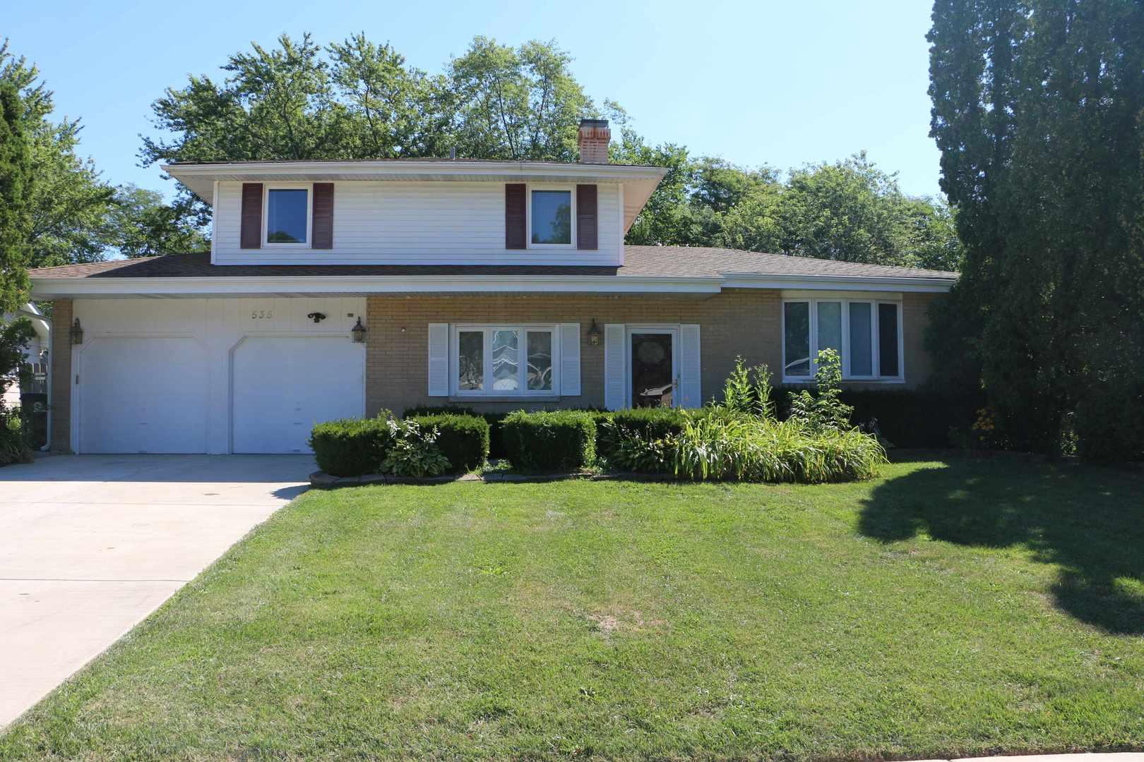 N Beck Rd, Lindenhurst, IL 60046