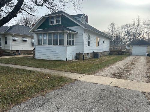 E North St, Morris, IL 60450