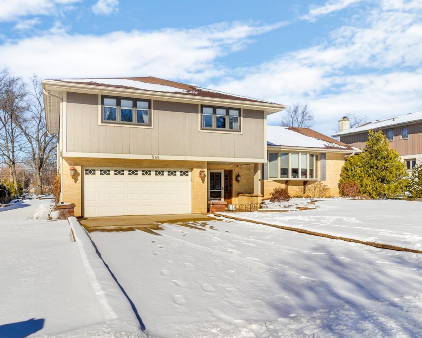 E Belmont Ave, Addison, IL 60101