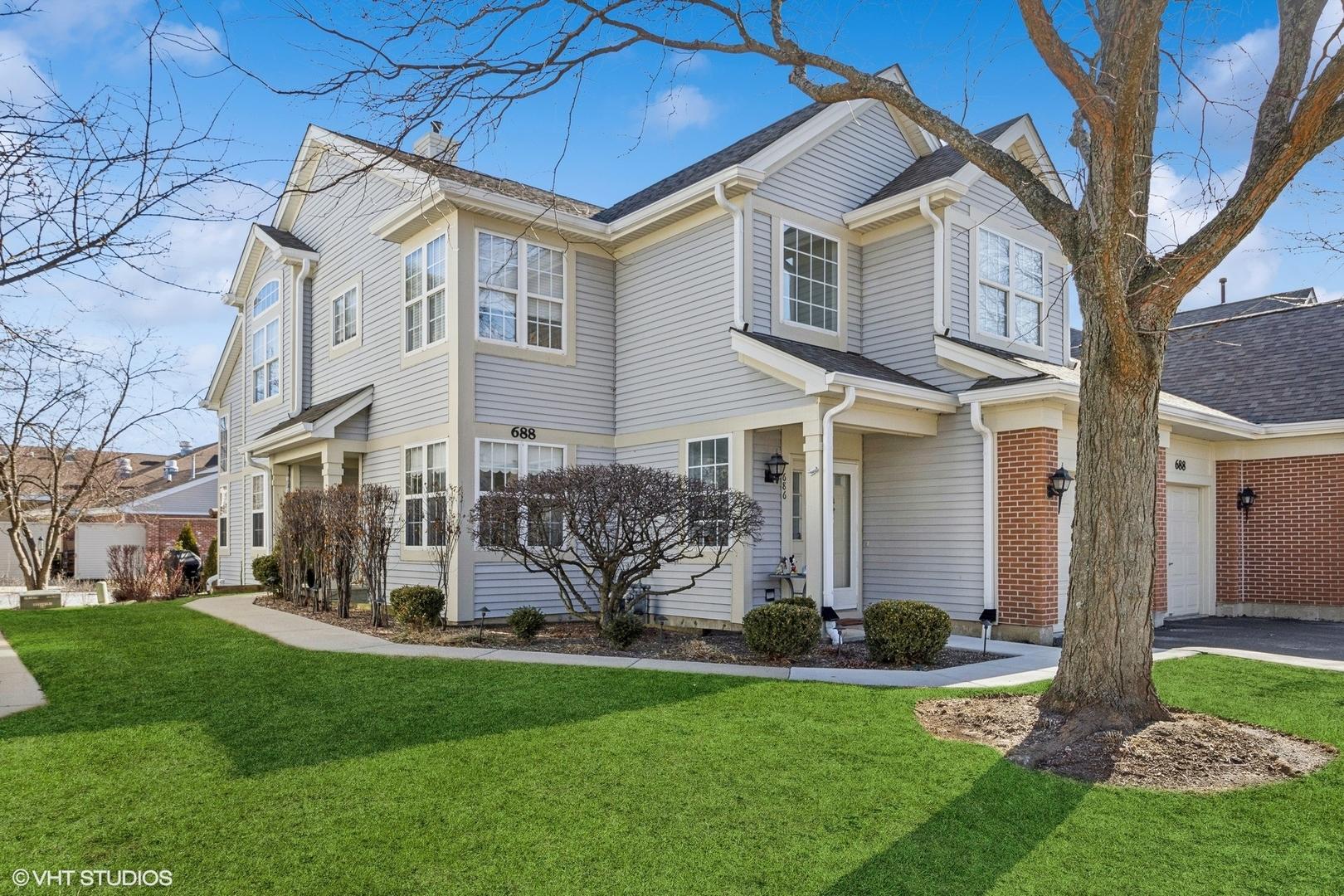 Mulberry Dr, Prospect Heights, IL 60070
