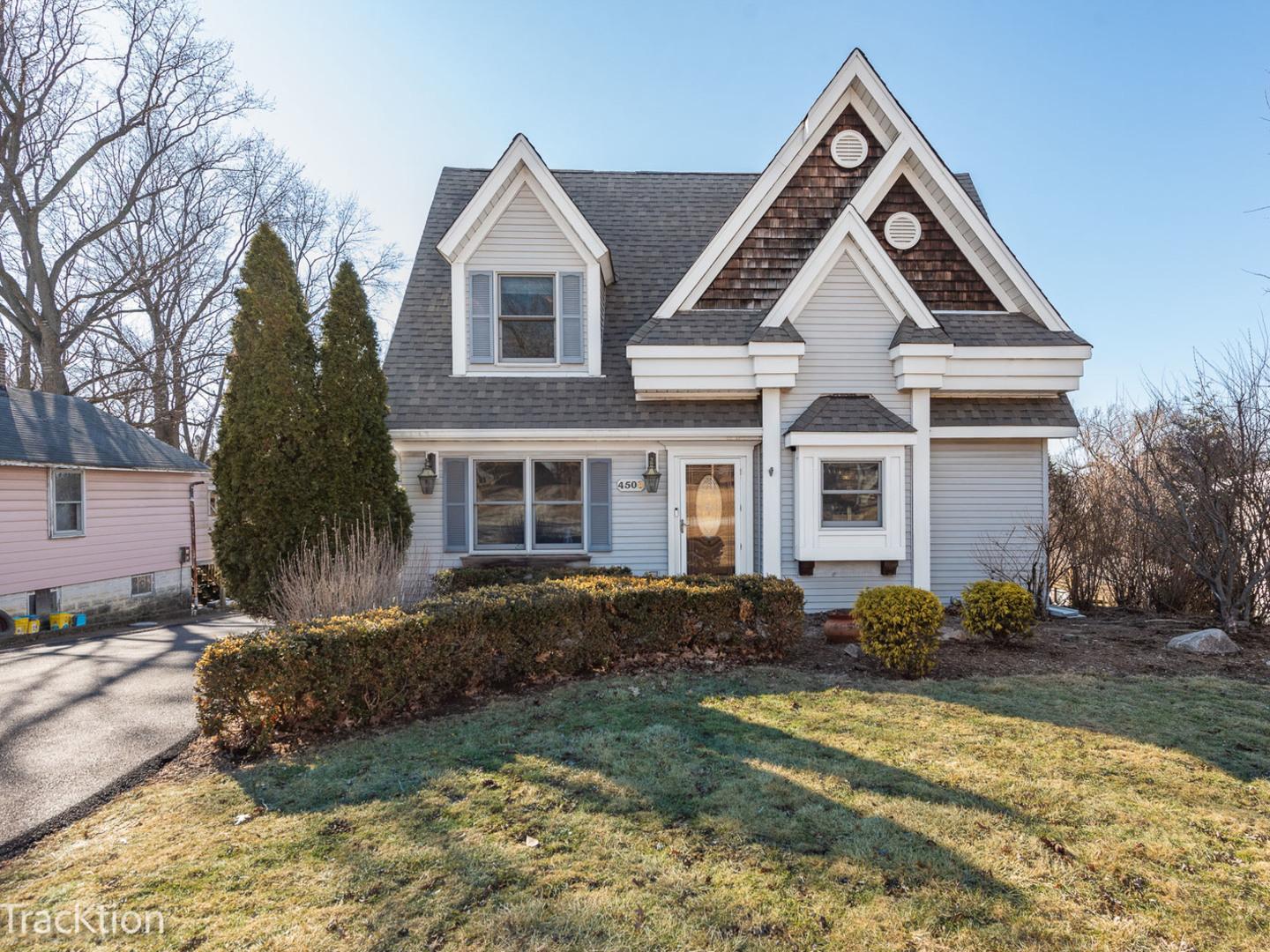 Cross St, Downers Grove, IL 60515