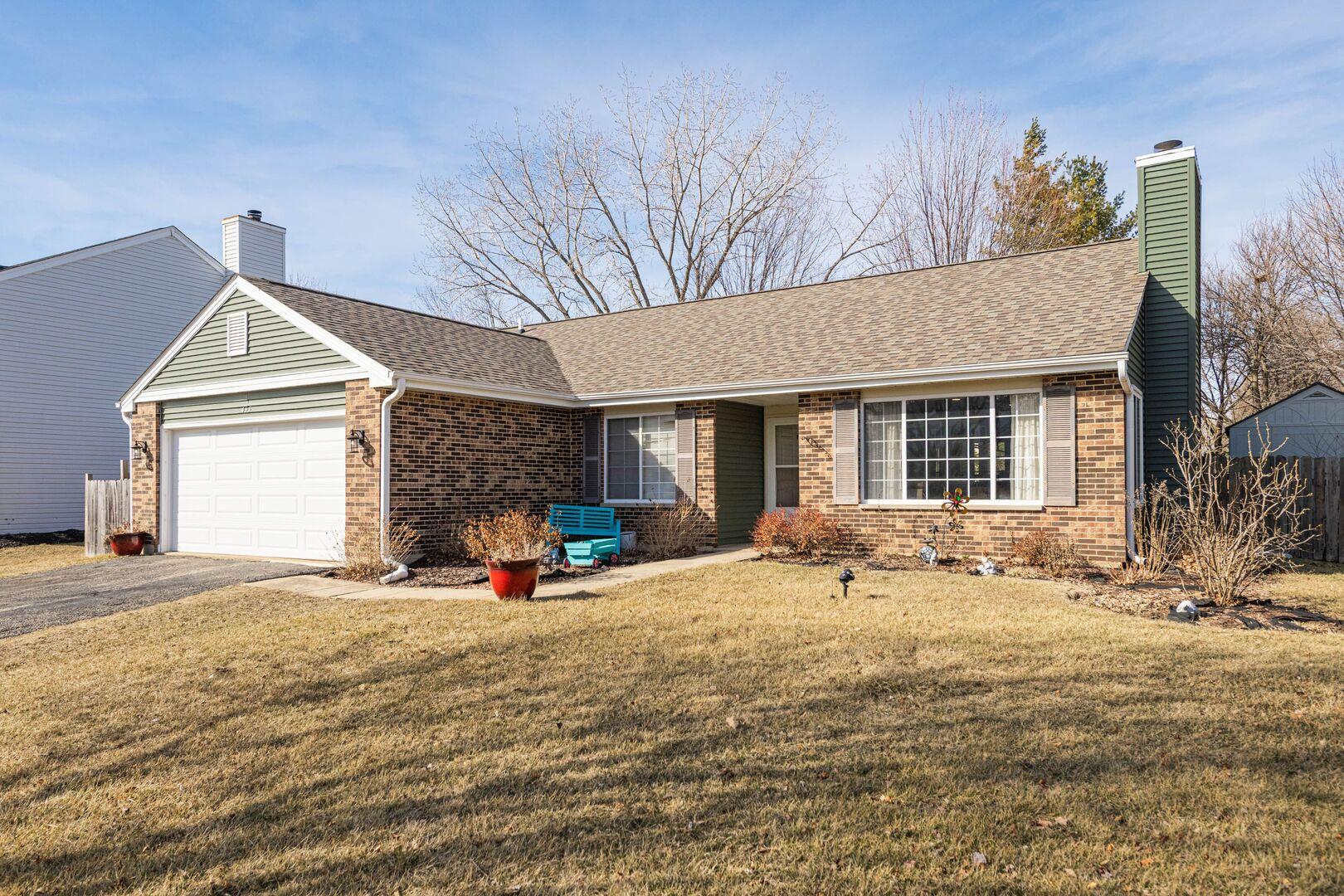 Yardley Dr, Carol Stream, IL 60188