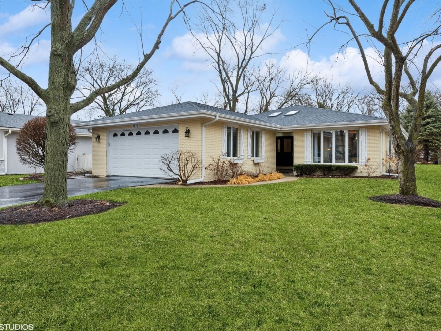 Keystone Rd, Northbrook, IL 60062