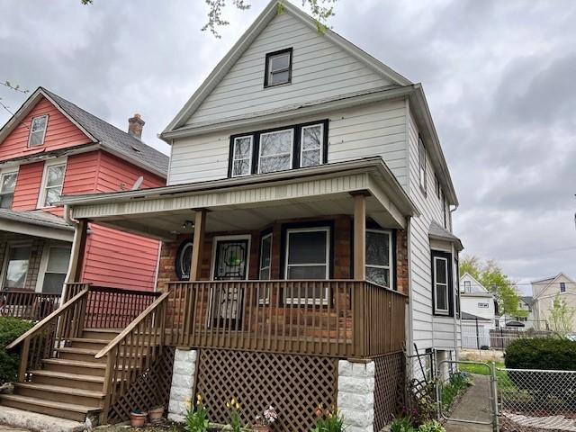 W Erie St, Chicago, IL 60644