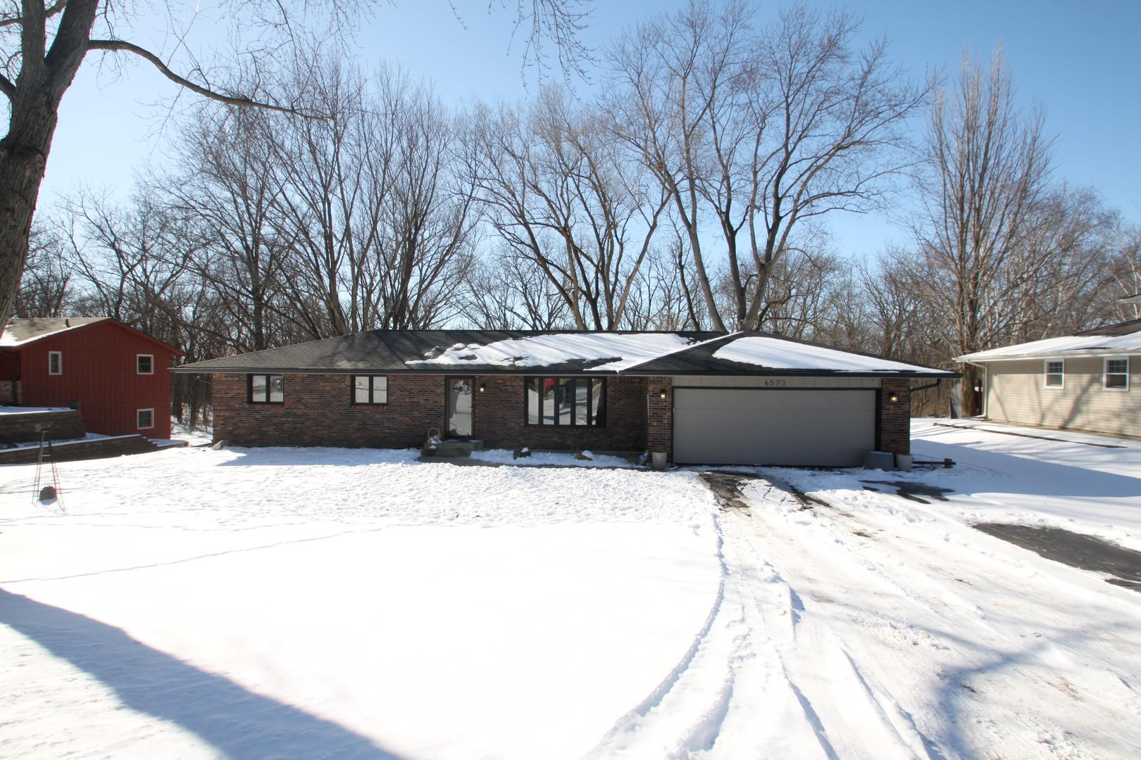 Halverson Dr, Rockford, IL 61109