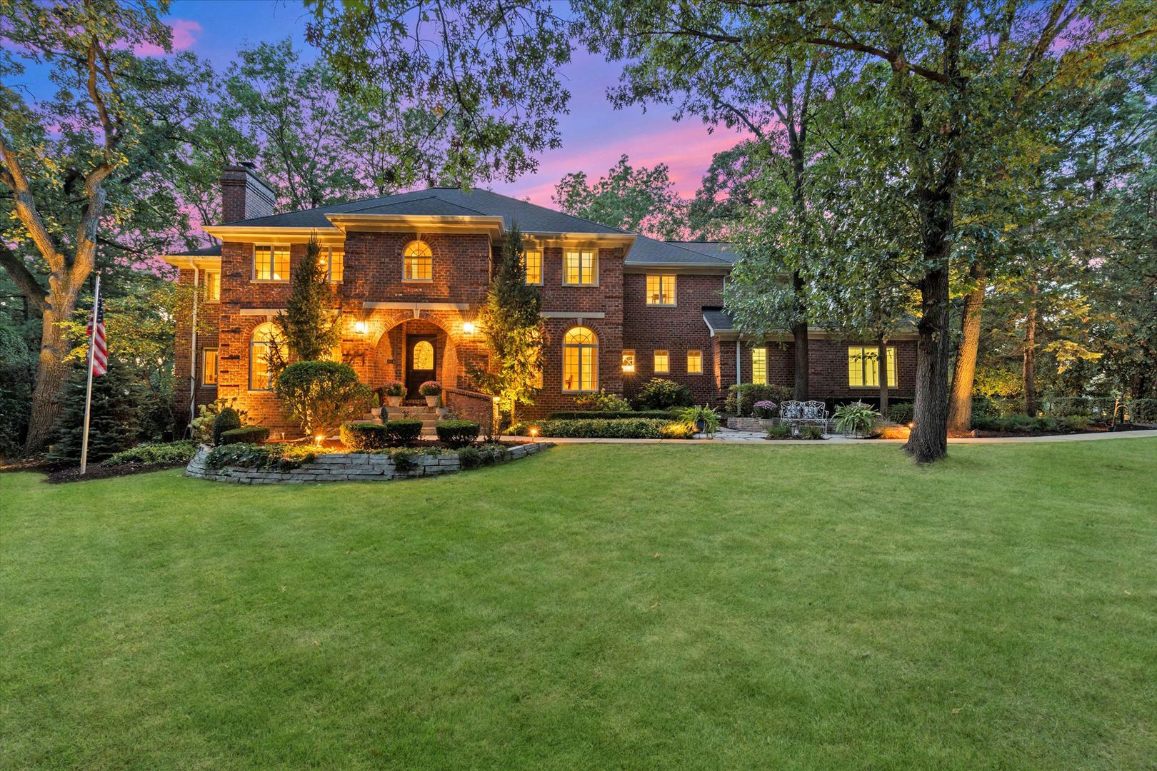 Woodview Ln, Lemont, IL 60439