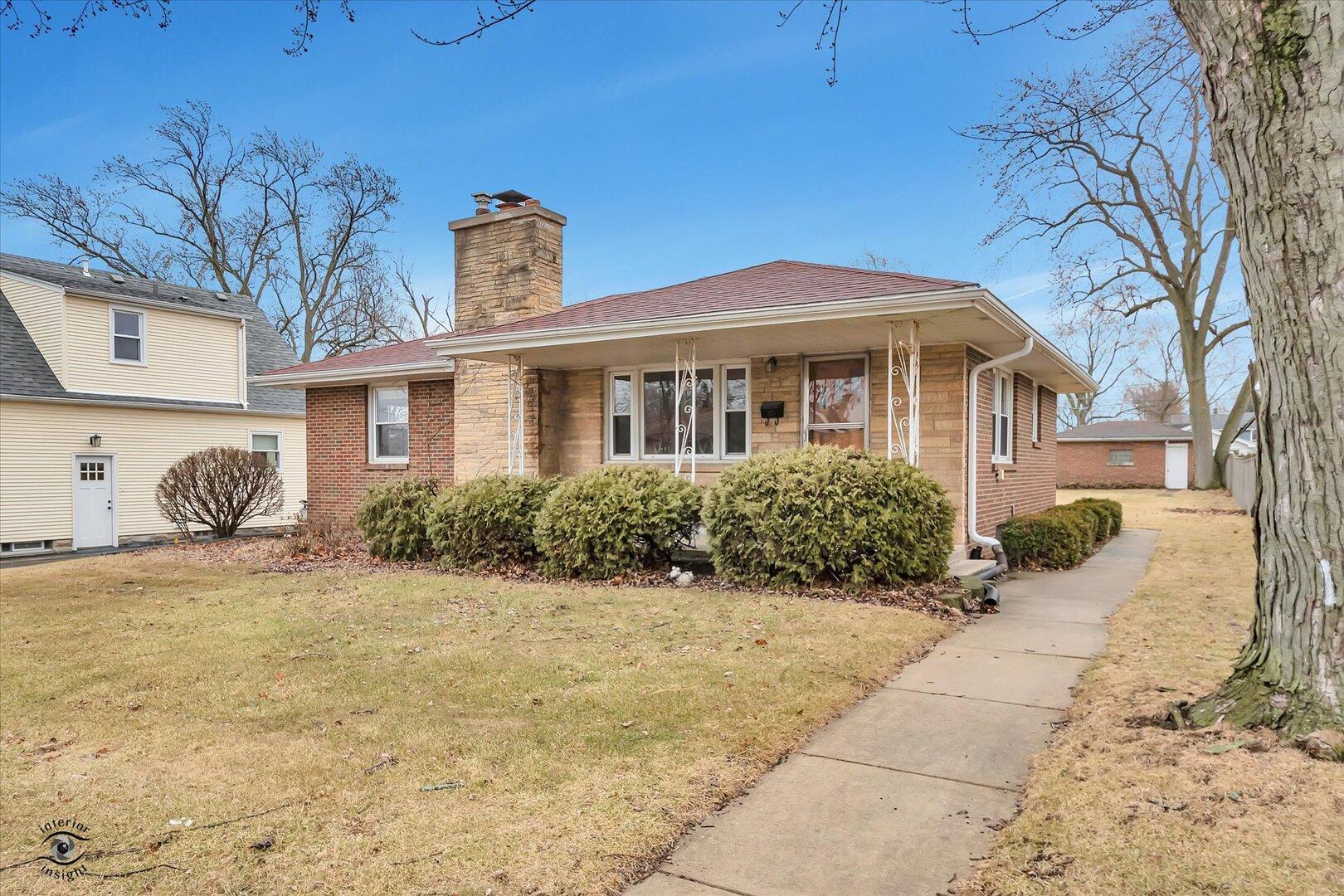 E 12th St, Lockport, IL 60441