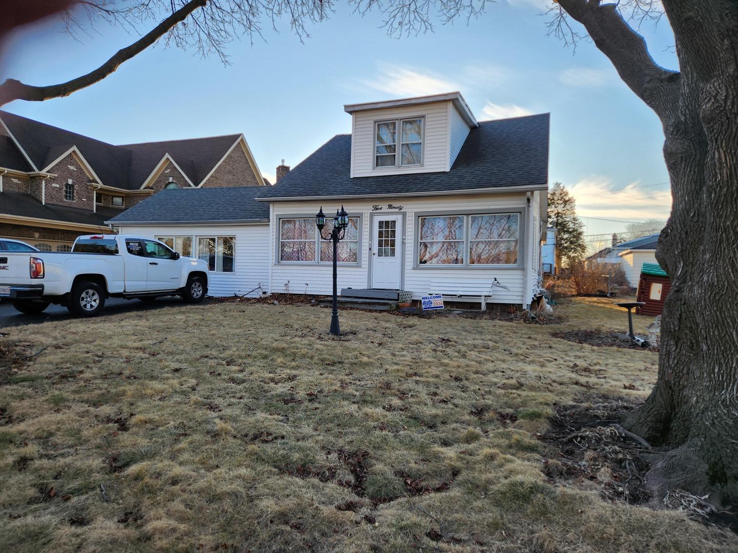 N Adele St, Elmhurst, IL 60126
