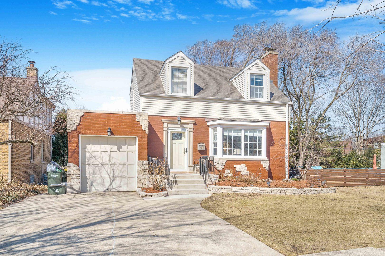 Longcommon Rd, Riverside, IL 60546