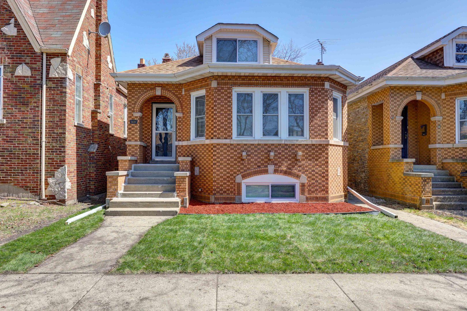 N Moody Ave, Chicago, IL 60646
