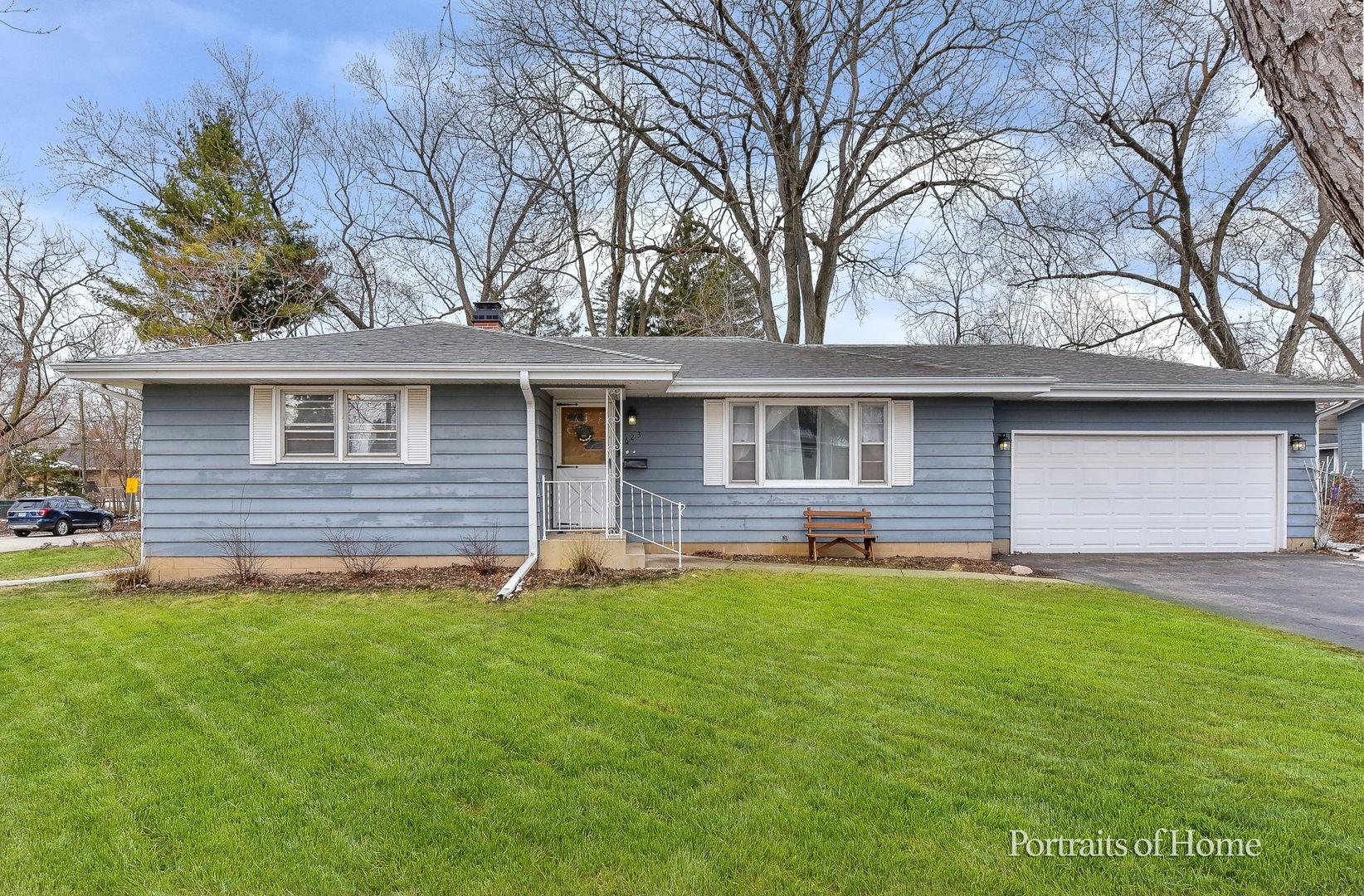 S Gladstone Ave, Aurora, IL 60506